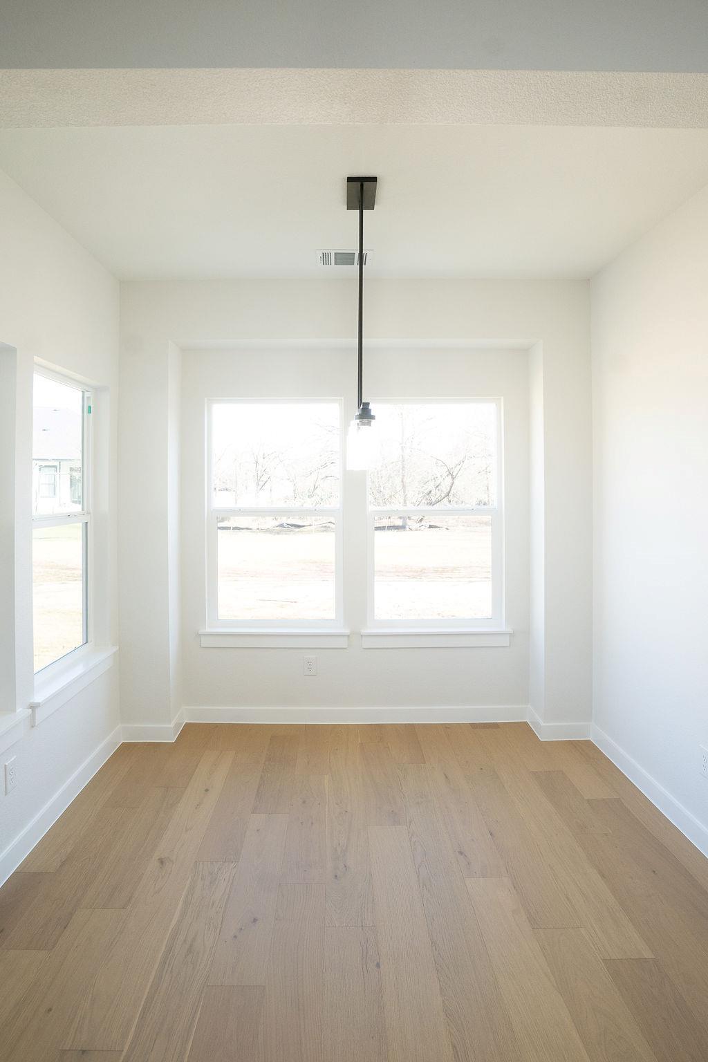 107 Keahi Ct, Bastrop, TX 78602