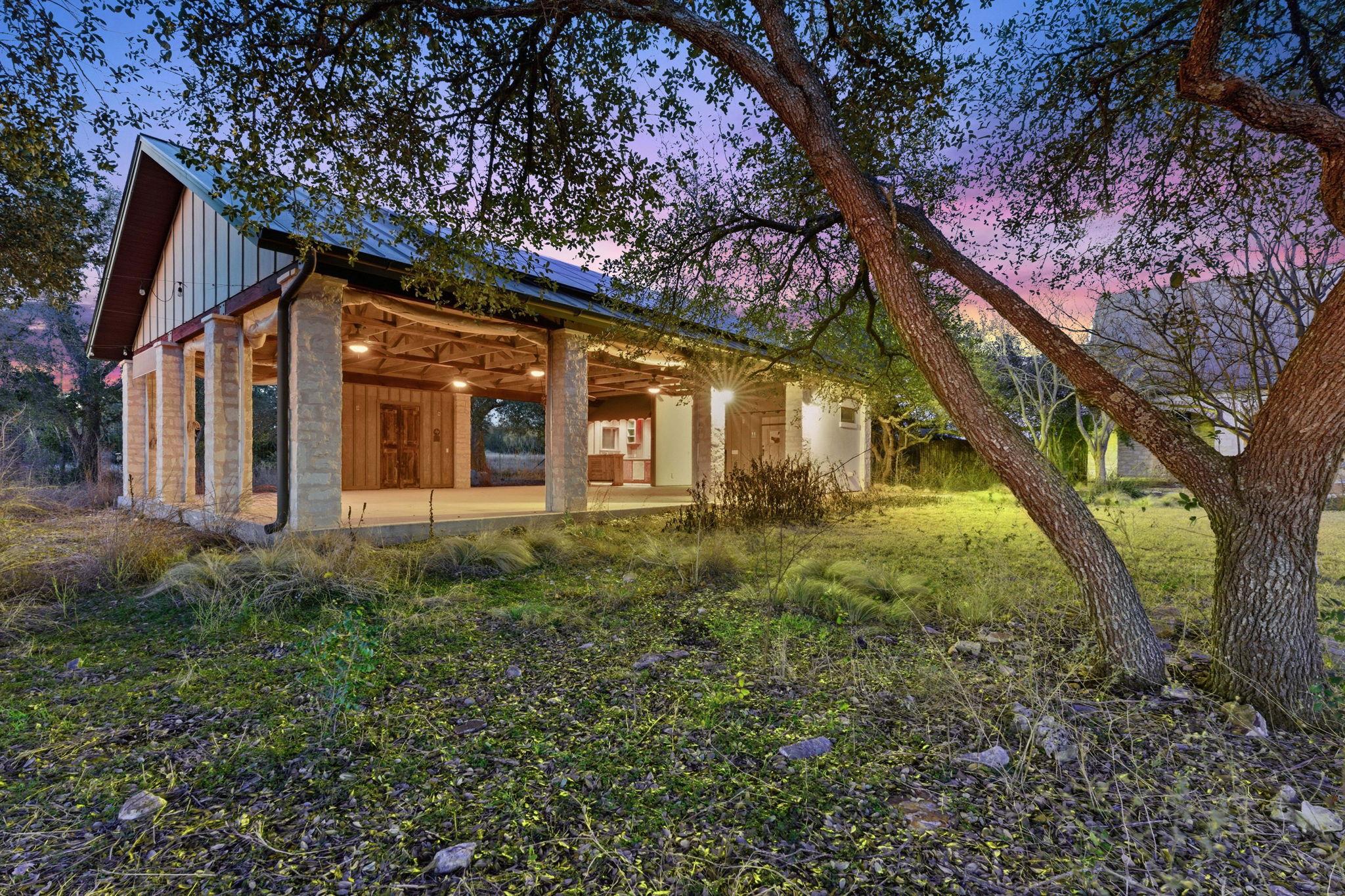 16400 Hamilton Pool Rd, Austin, TX 78738