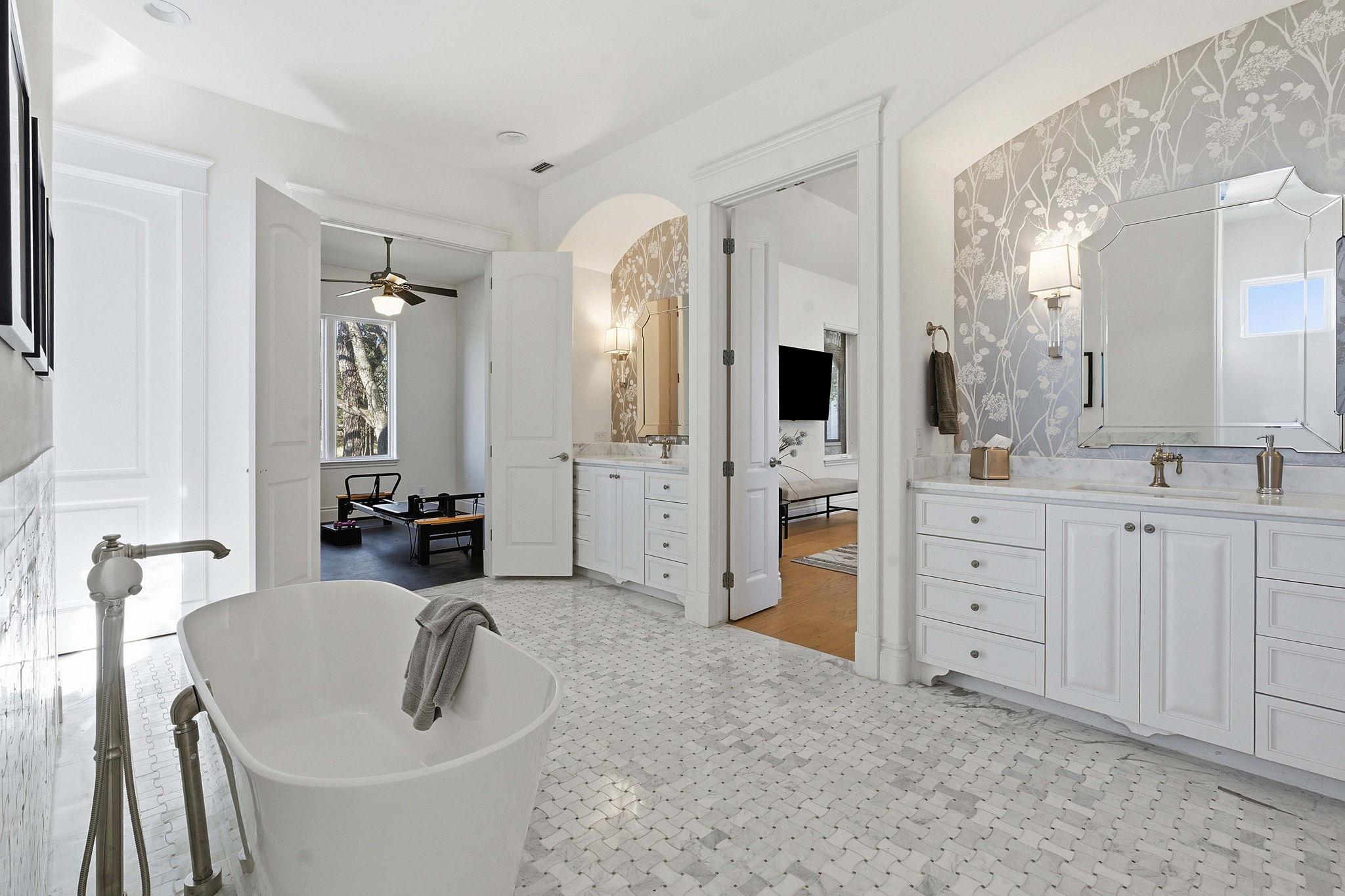 16400 Hamilton Pool Rd, Austin, TX 78738