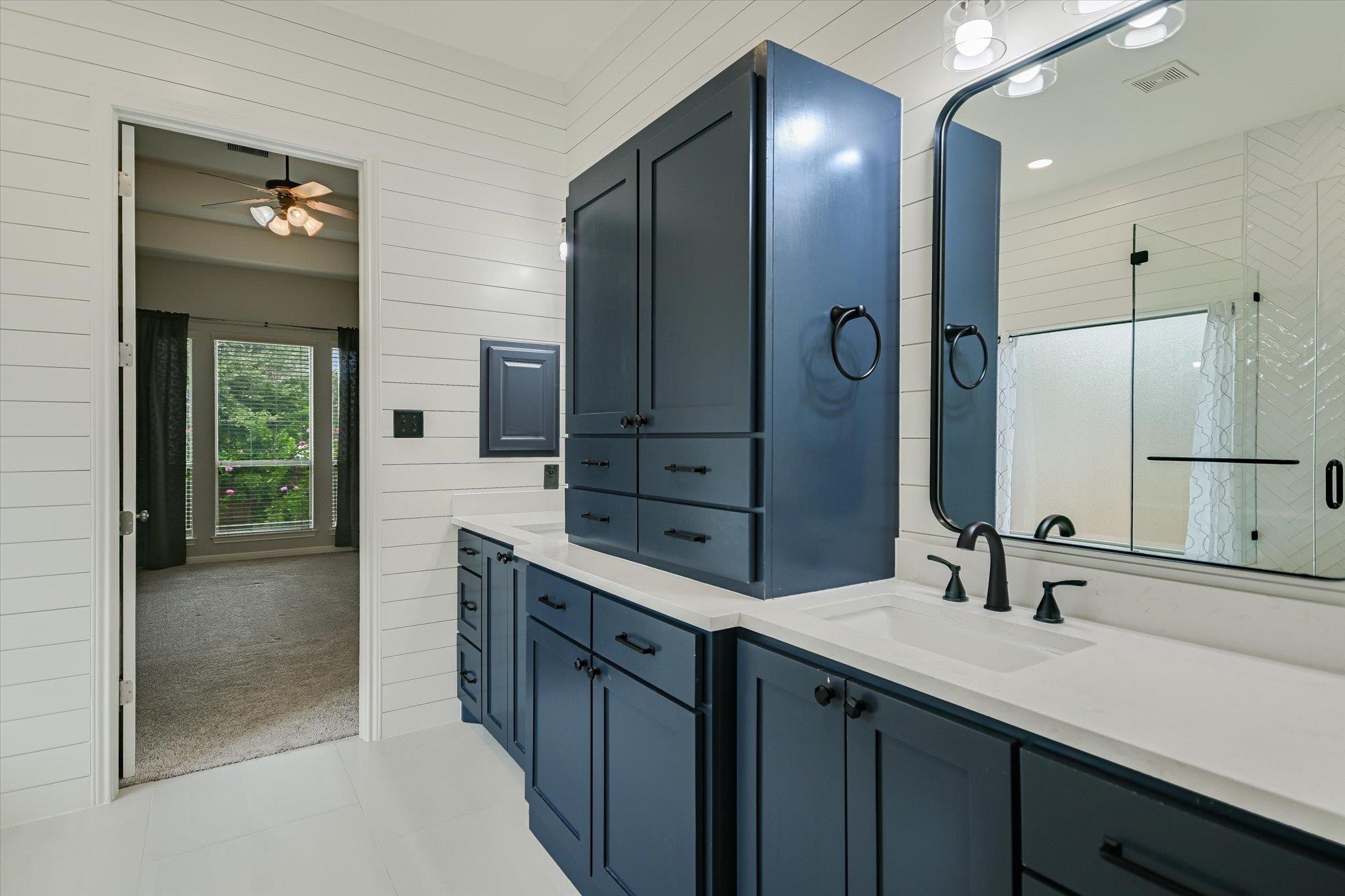 1911 Misty Ridge Dr, Leander, TX 78641