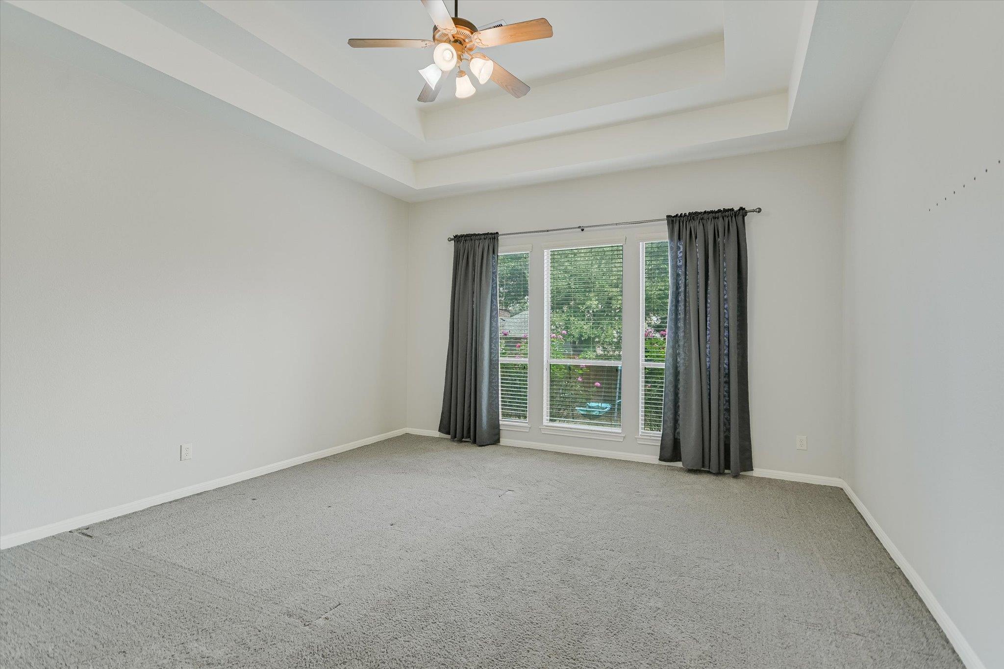 1911 Misty Ridge Dr, Leander, TX 78641