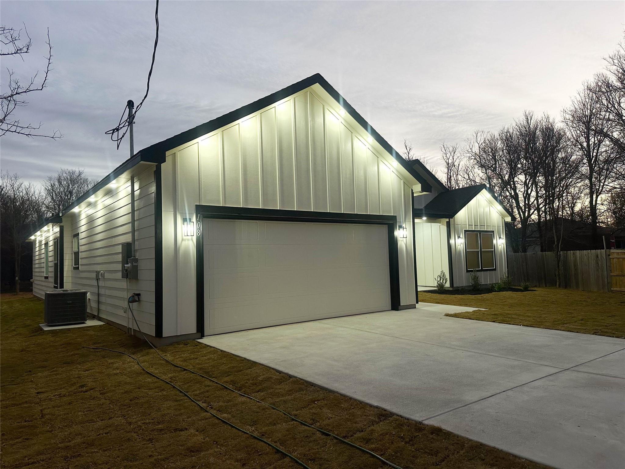 108 Keahi Ct, Bastrop, TX 78602