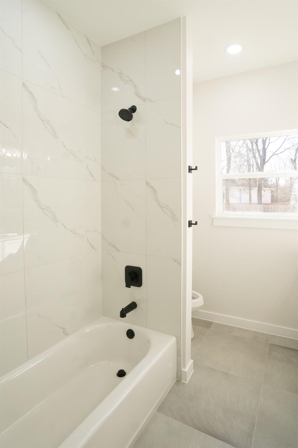 108 Keahi Ct, Bastrop, TX 78602