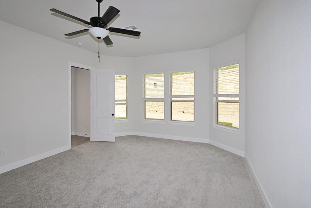 12805 Stanford Dr, Austin, TX 78748