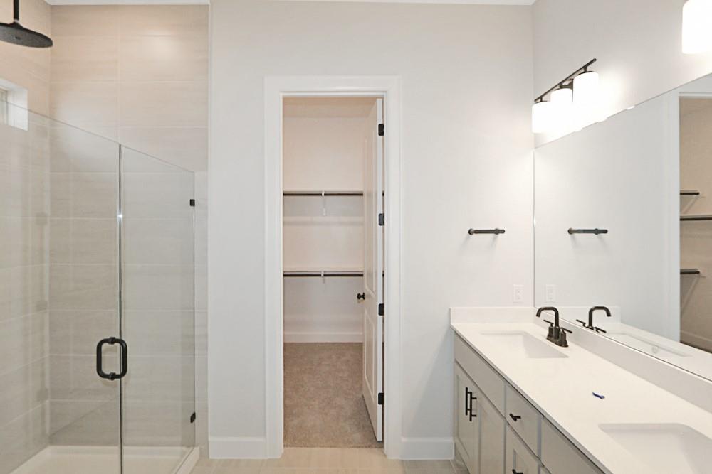 12805 Stanford Dr, Austin, TX 78748