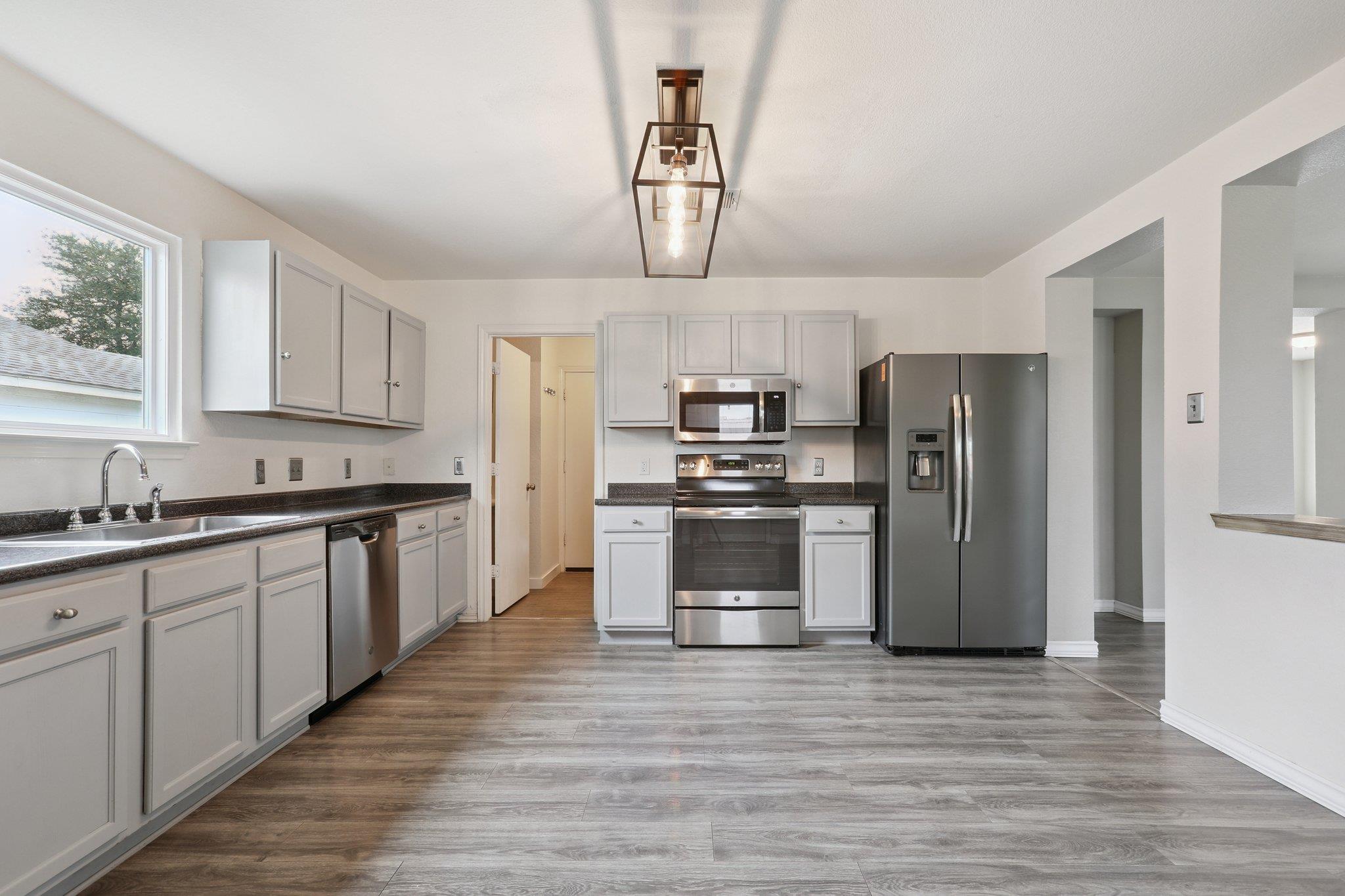 5408 Tessa Cv, Del Valle, TX 78617