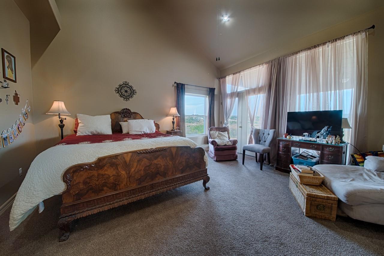 421 Chimney Cove Dr, Marble Falls, TX 78654