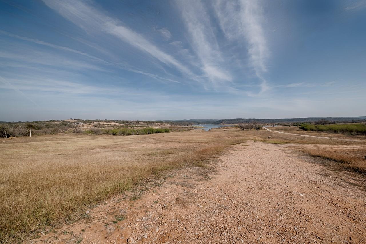 421 Chimney Cove Dr, Marble Falls, TX 78654