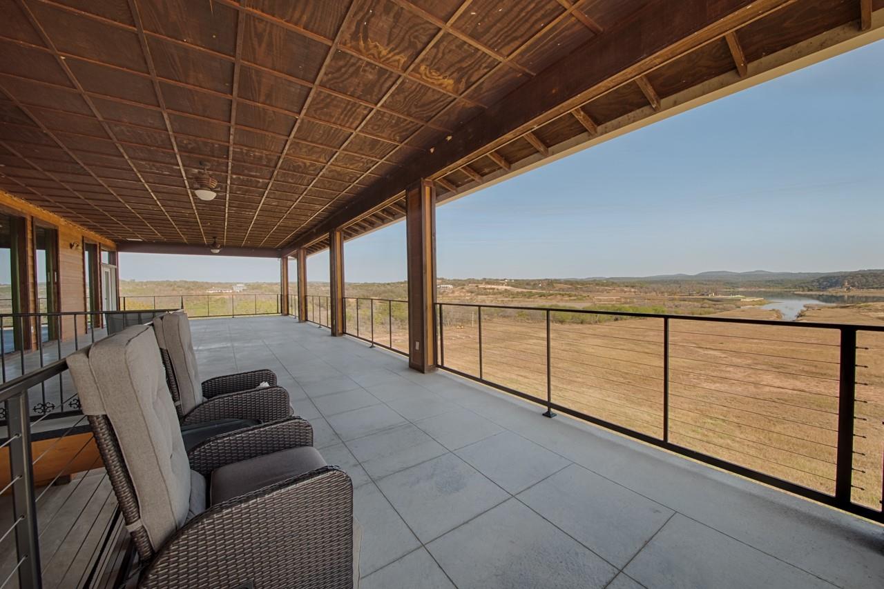 421 Chimney Cove Dr, Marble Falls, TX 78654