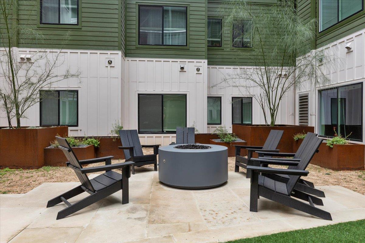 4802 S Congress Ave # 113, Austin, TX 78745