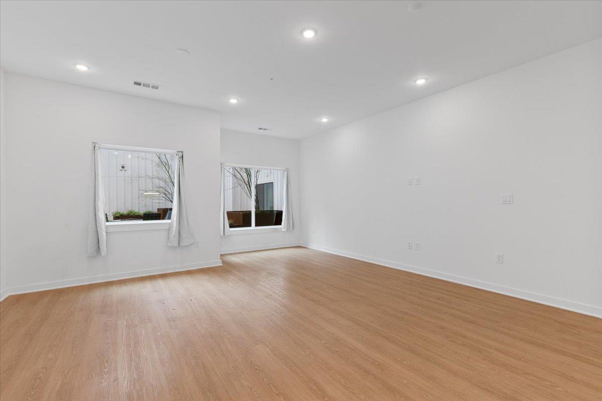 4802 S Congress Ave # 113, Austin, TX 78745