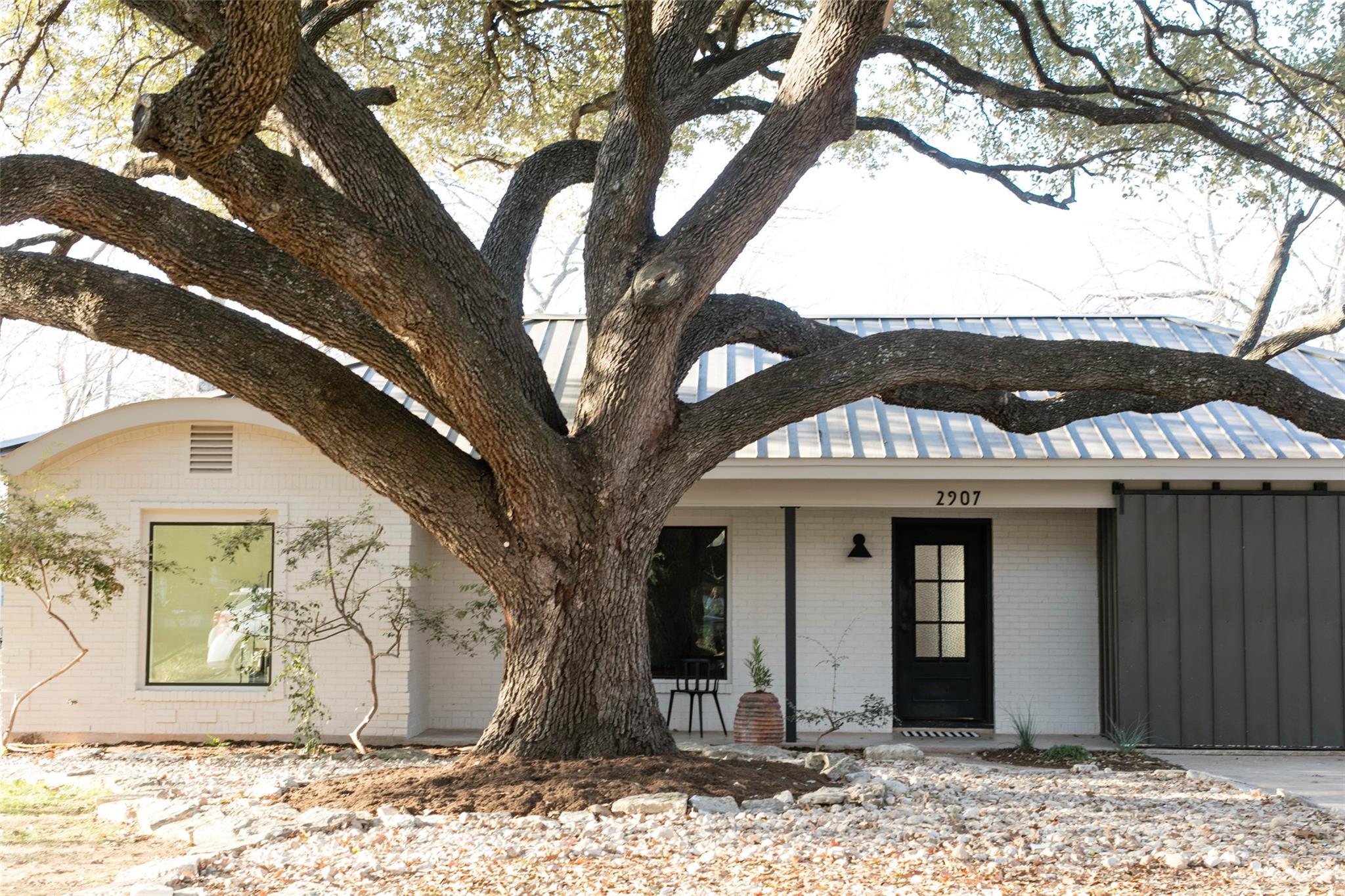 2907 Pinecrest Dr, Austin, TX 78757