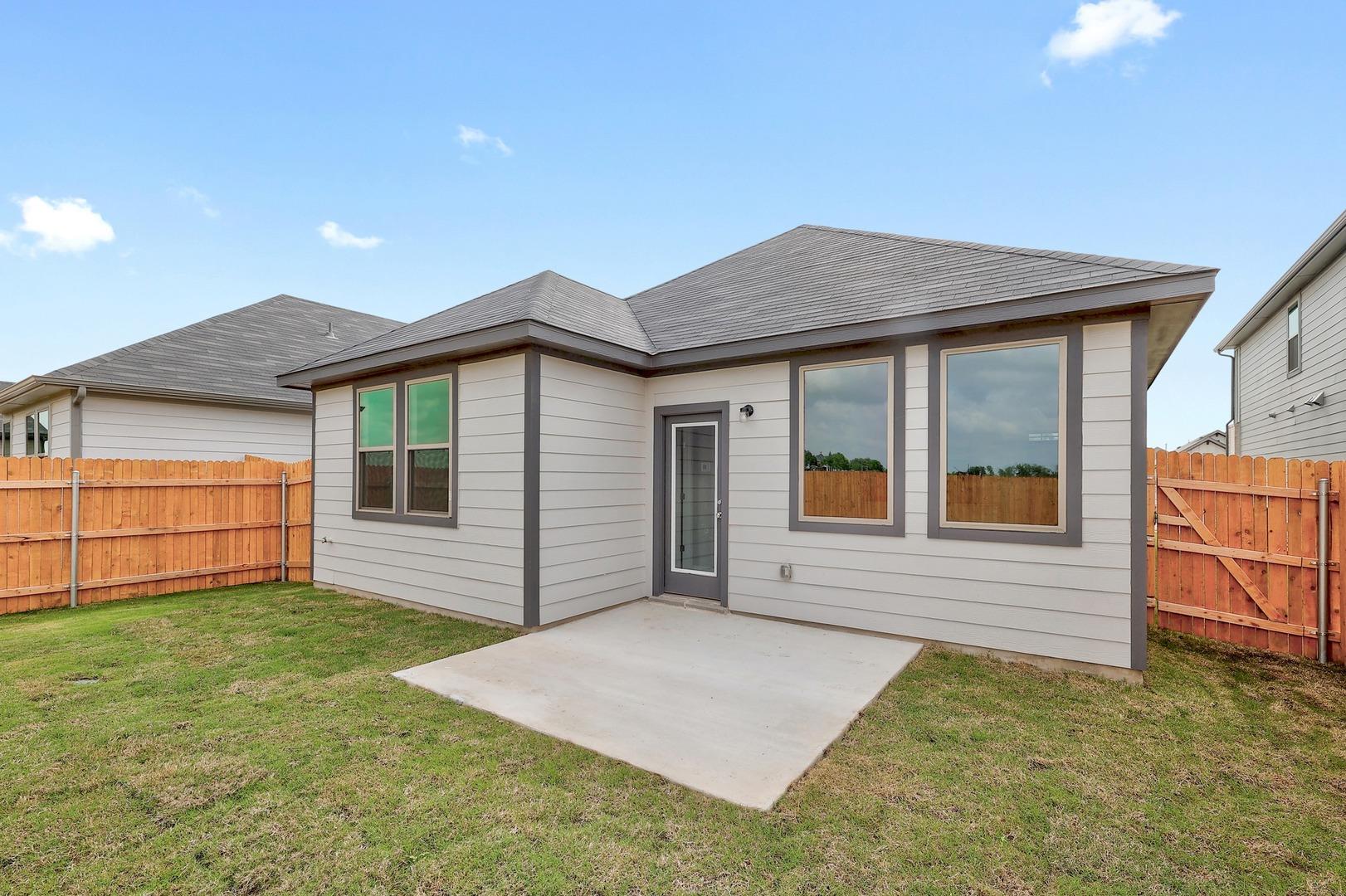 441 Lucky Ave, Elgin, TX 78621