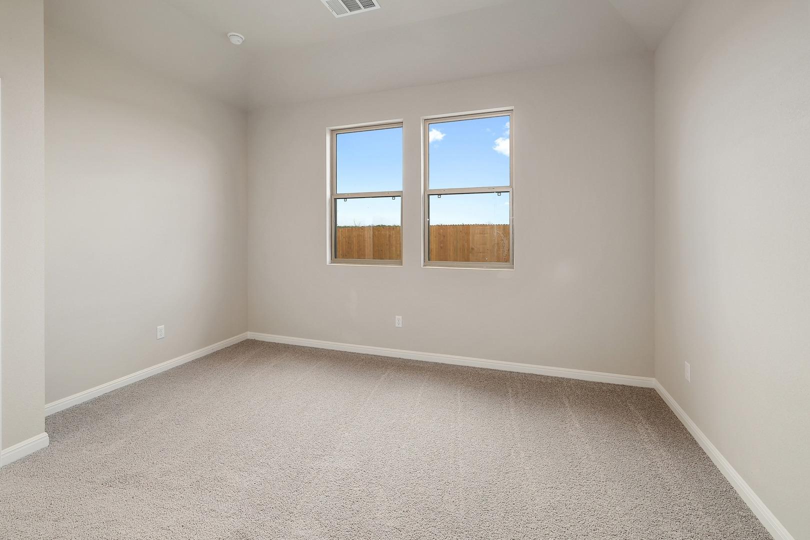 441 Lucky Ave, Elgin, TX 78621