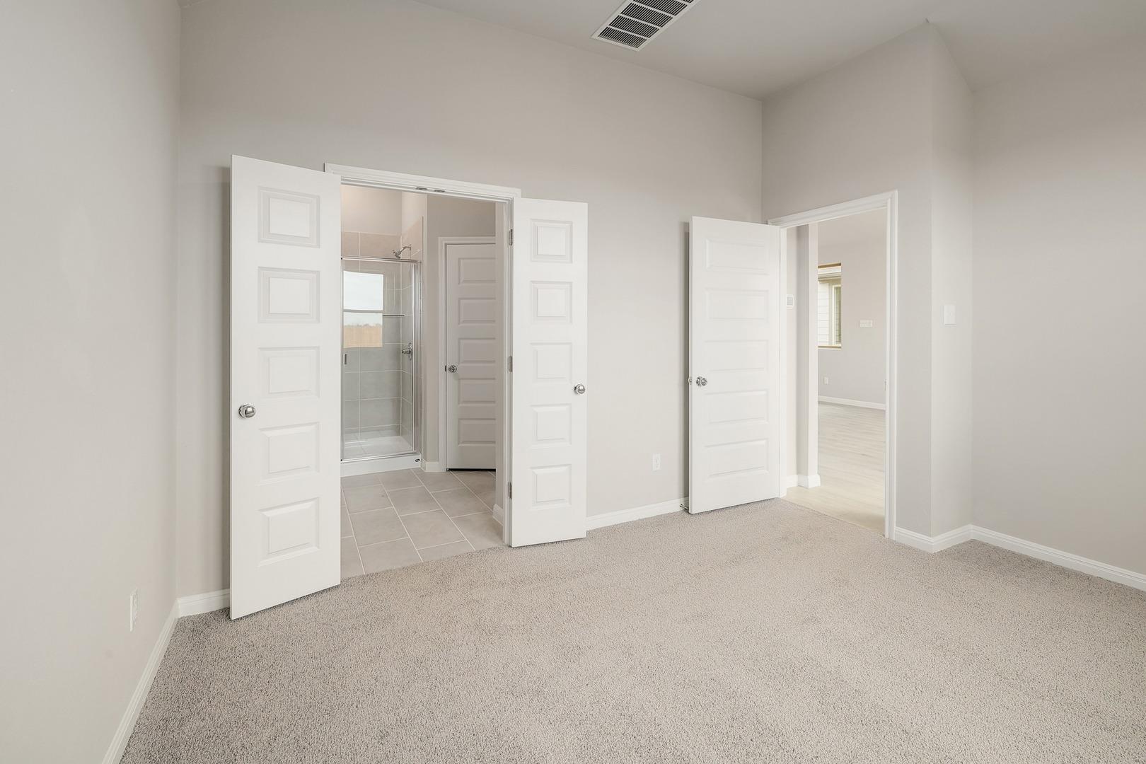 441 Lucky Ave, Elgin, TX 78621