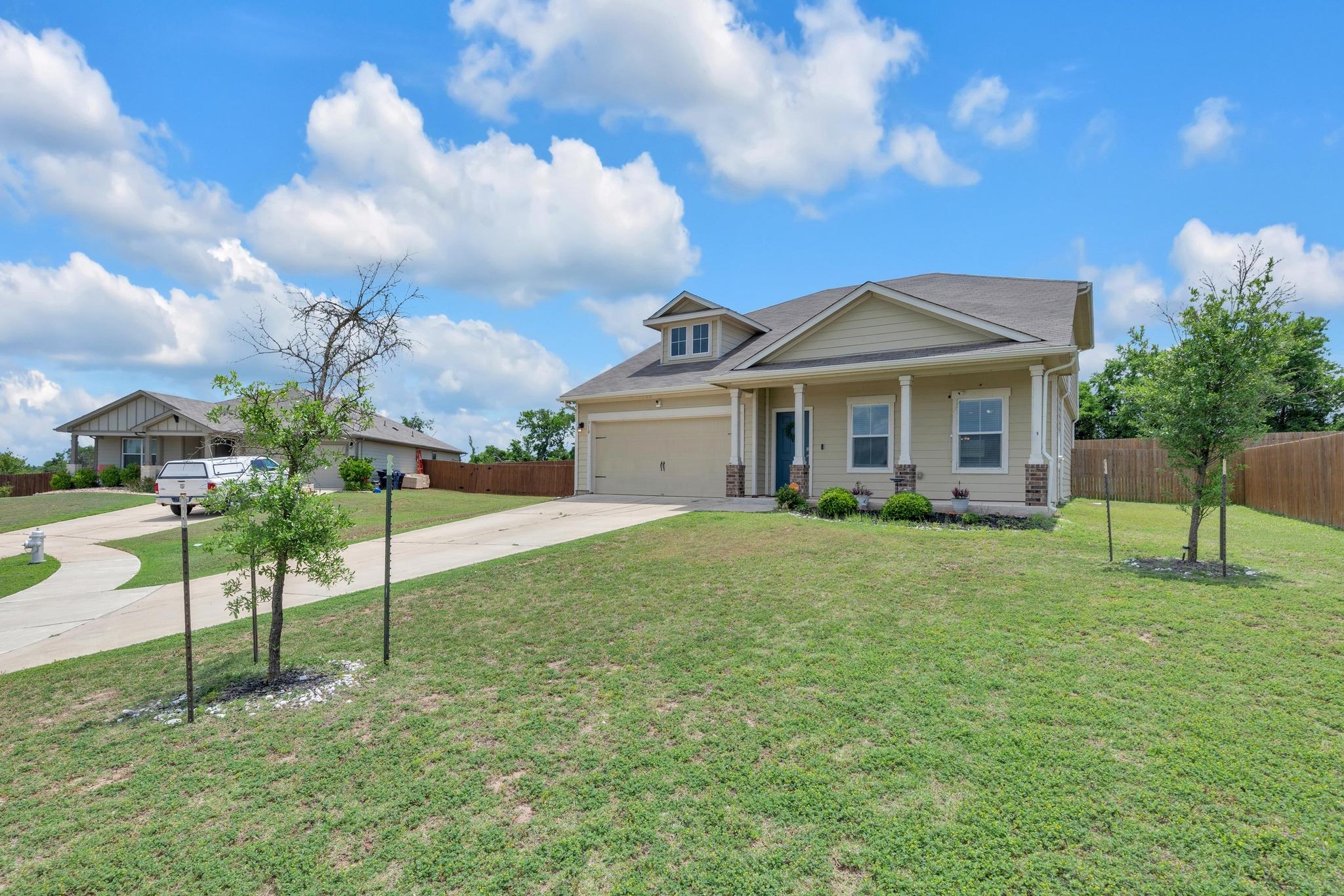 310 Garcitas Creek Ln, Hutto, TX 78634