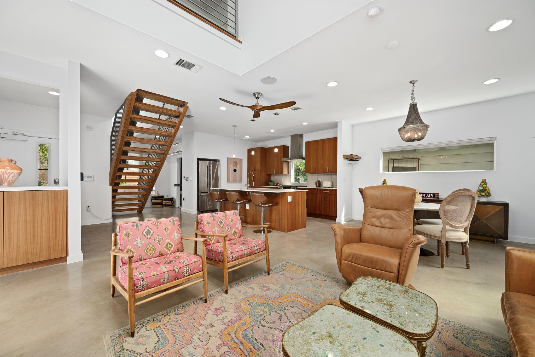 1903 E 17th St # A, Austin, TX 78702