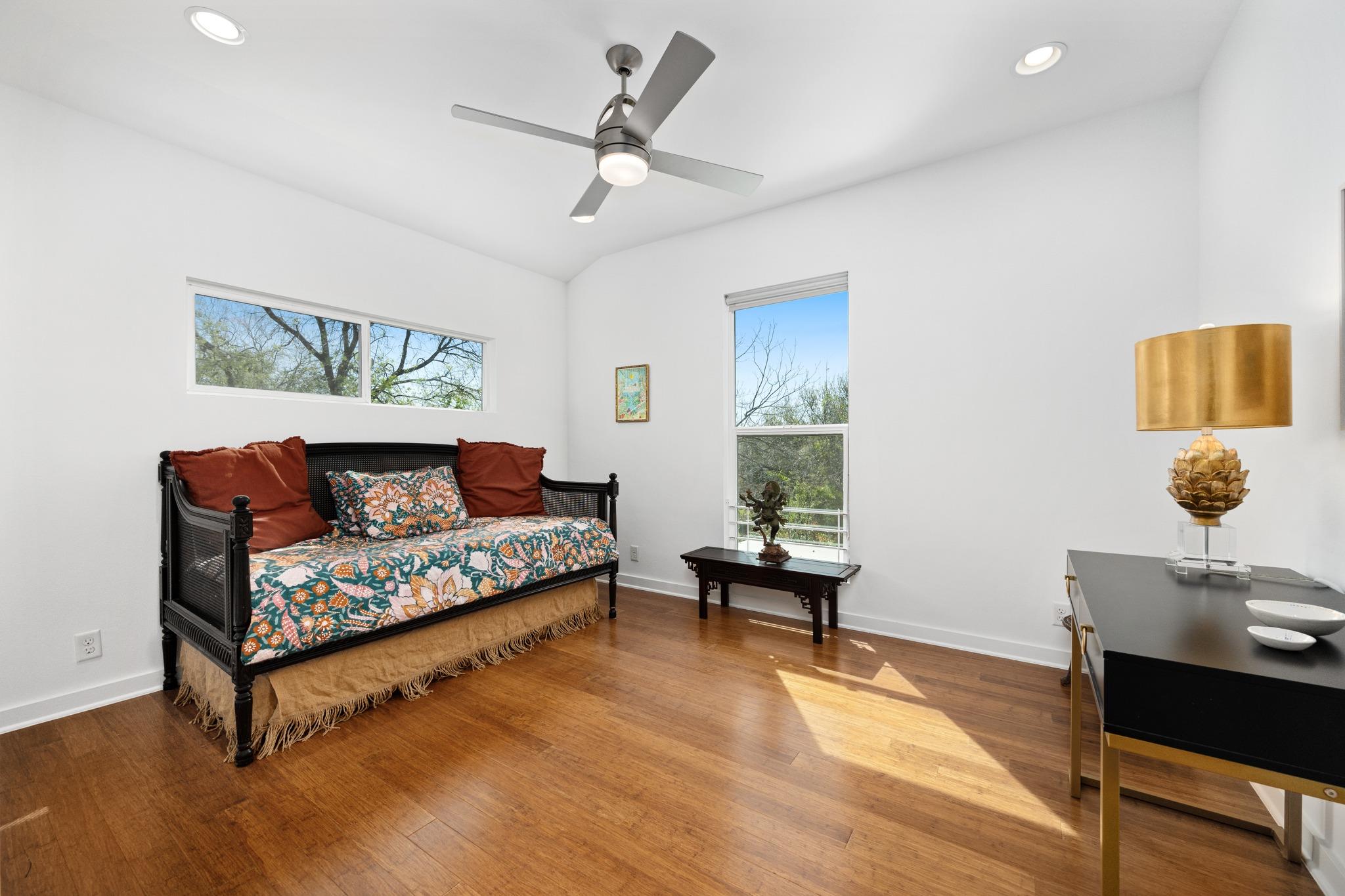 1903 E 17th St # A, Austin, TX 78702