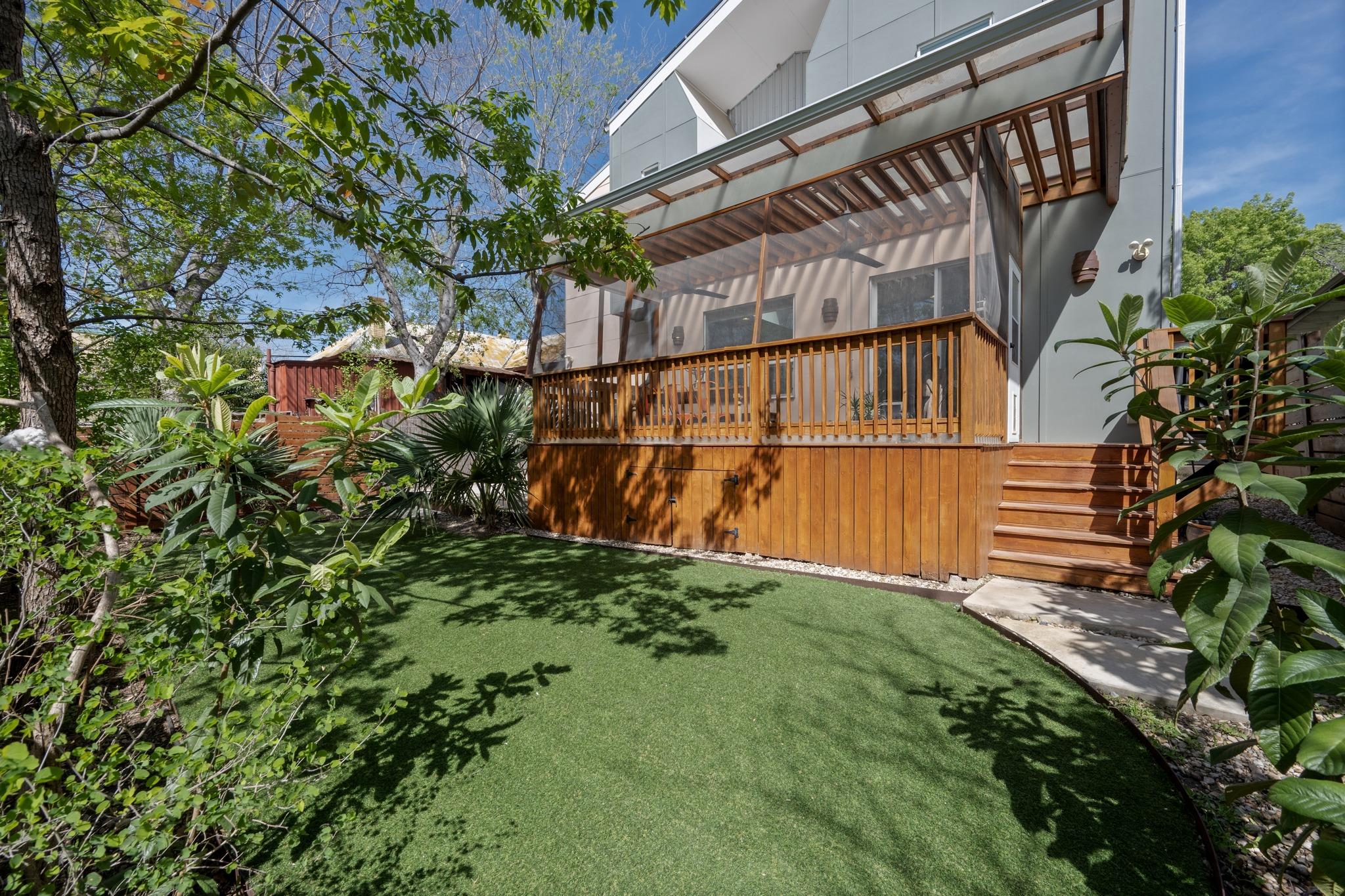 1903 E 17th St # A, Austin, TX 78702