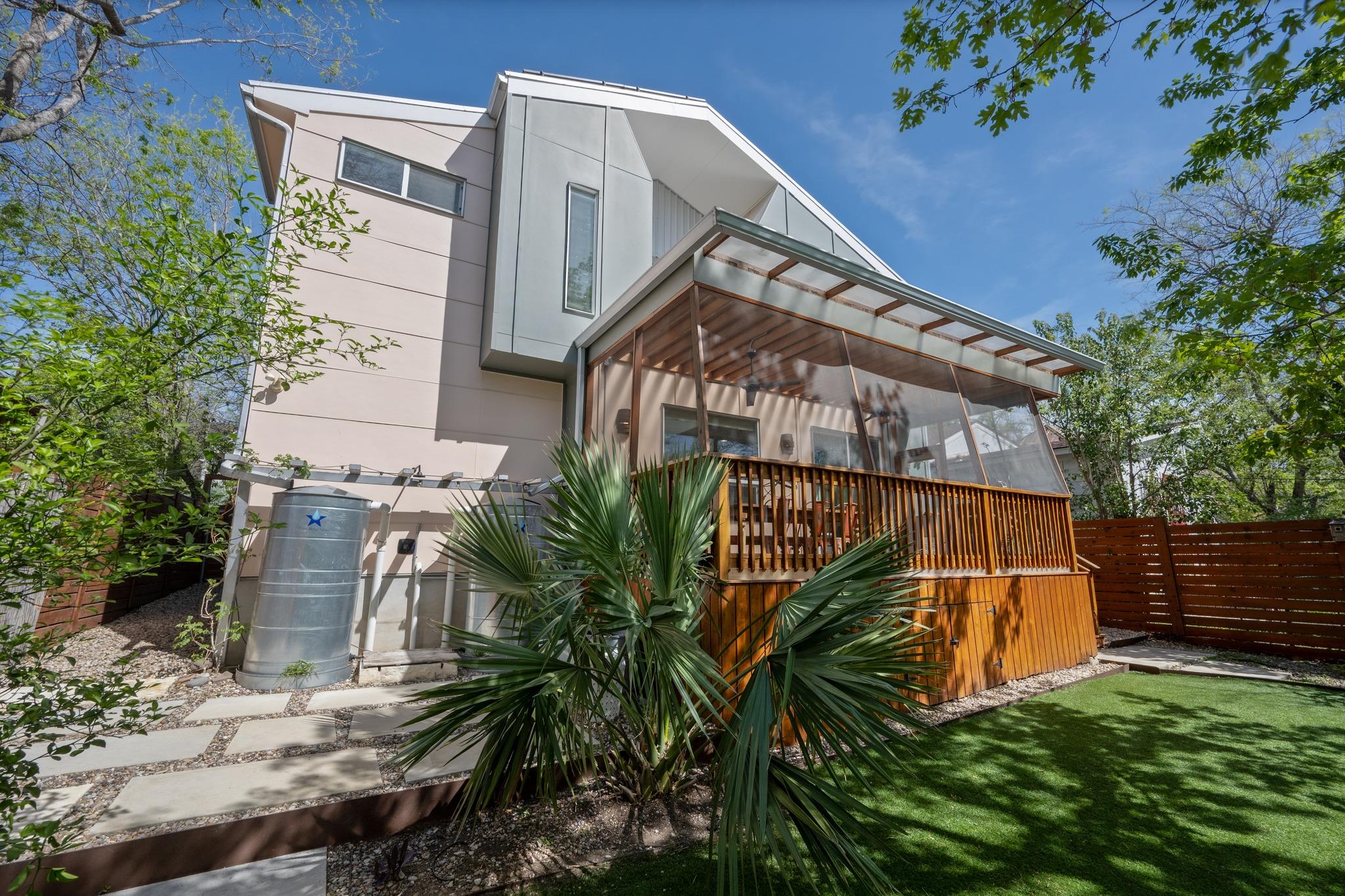 1903 E 17th St # A, Austin, TX 78702