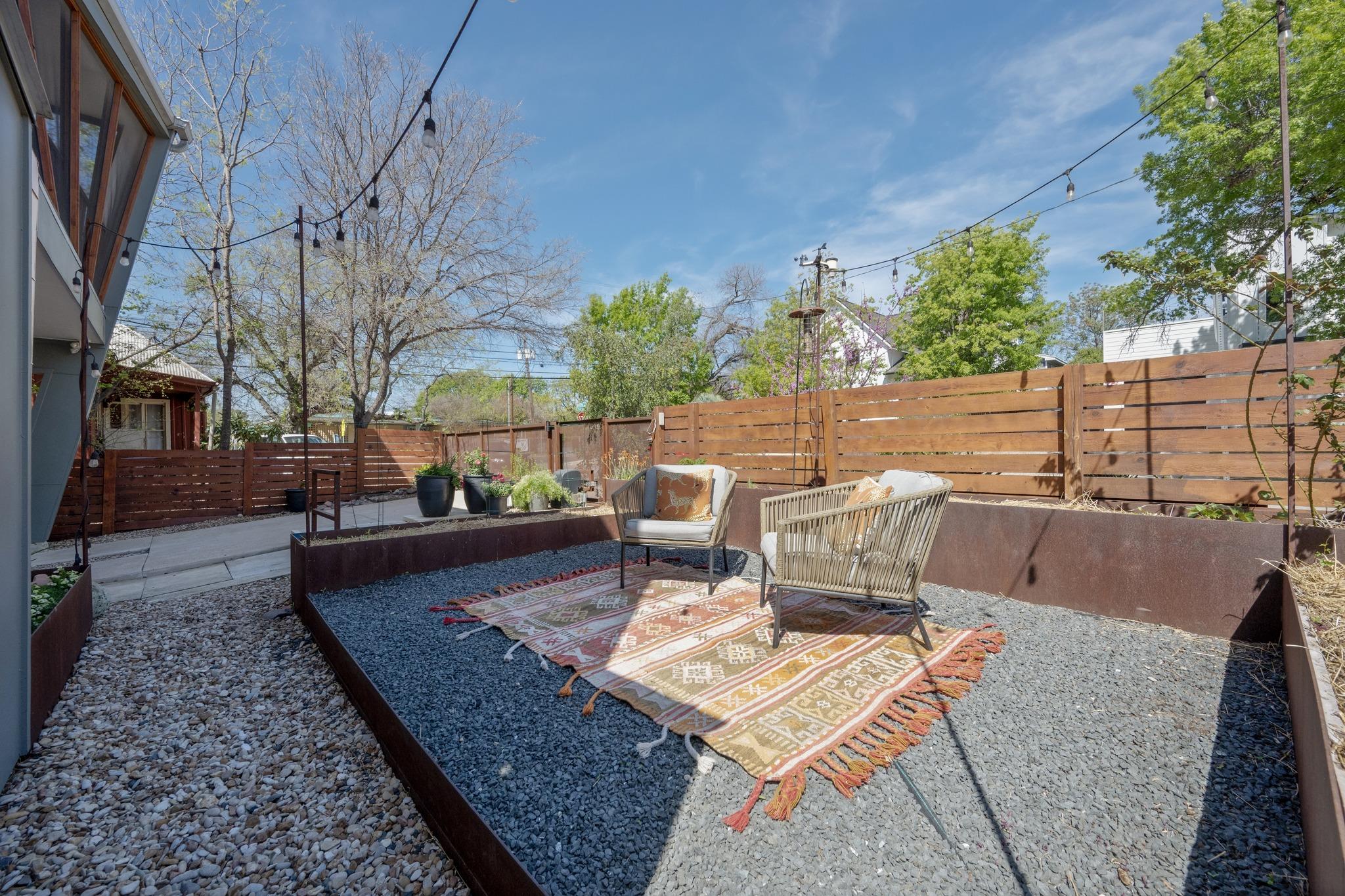 1903 E 17th St # A, Austin, TX 78702