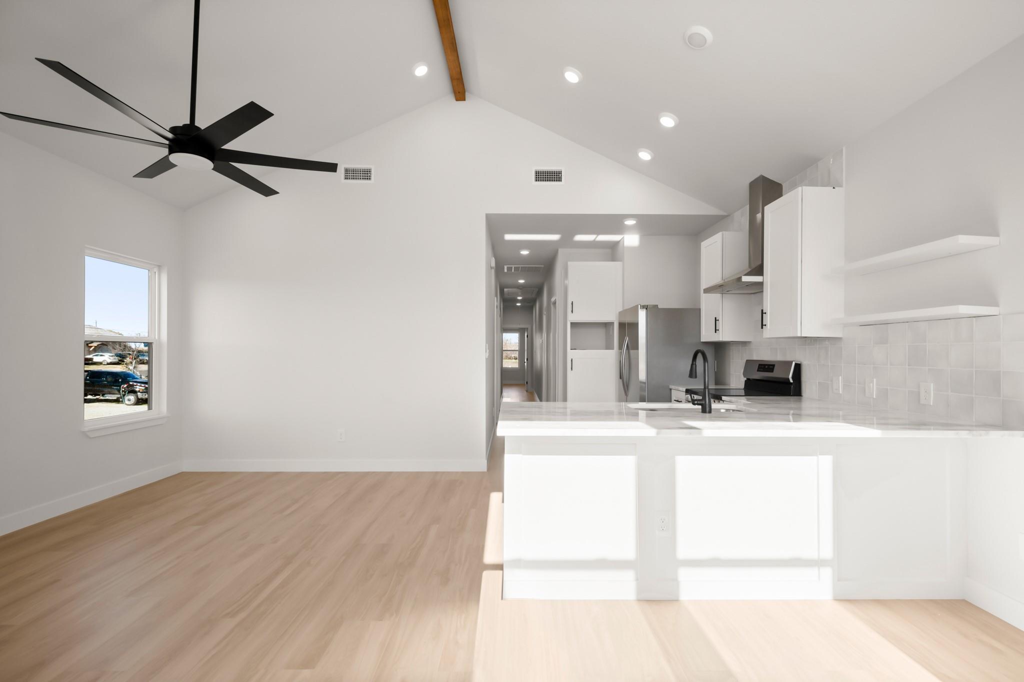 306 S Avenue P Ave # A, Marble Falls, TX 78654