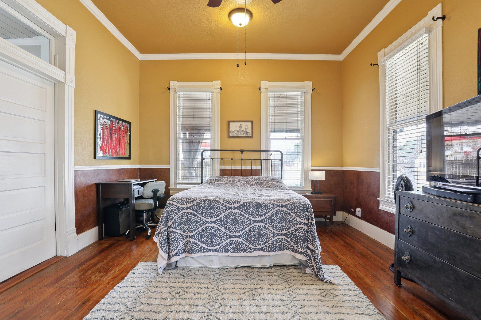 109 Taylor Rd, Elgin, TX 78621