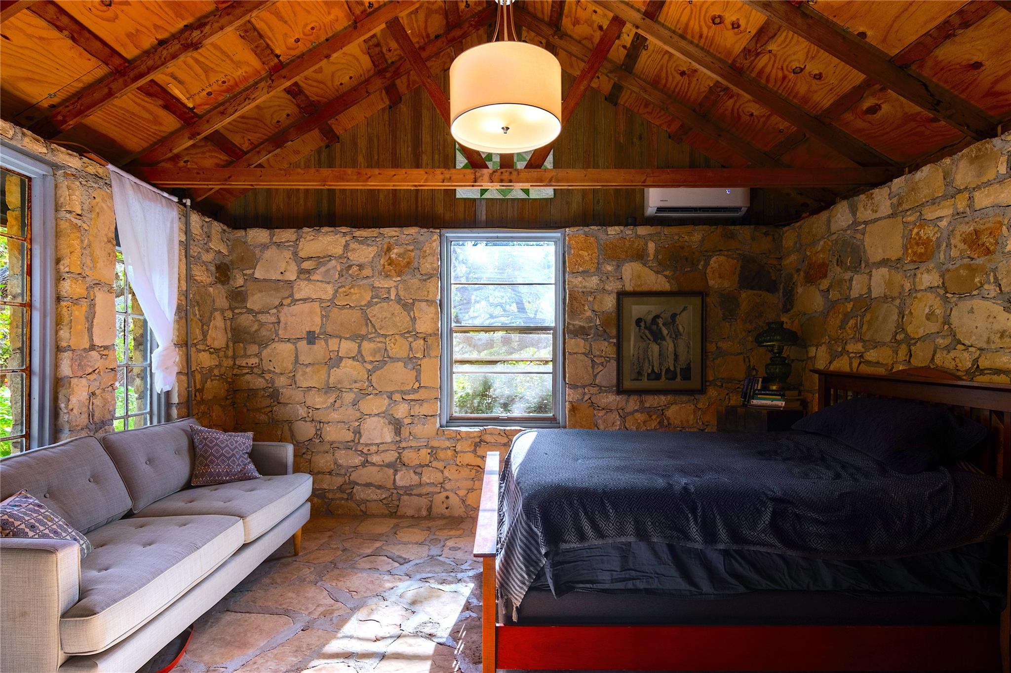 435 Spangenberg Rd, Blanco, TX 78623