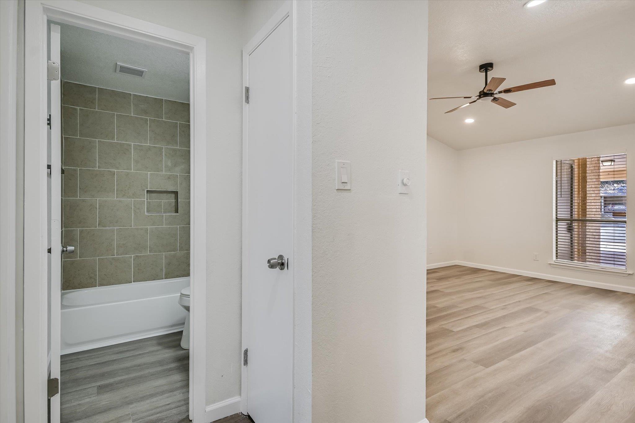 1402 Waterloo Trl # A, Austin, TX 78704