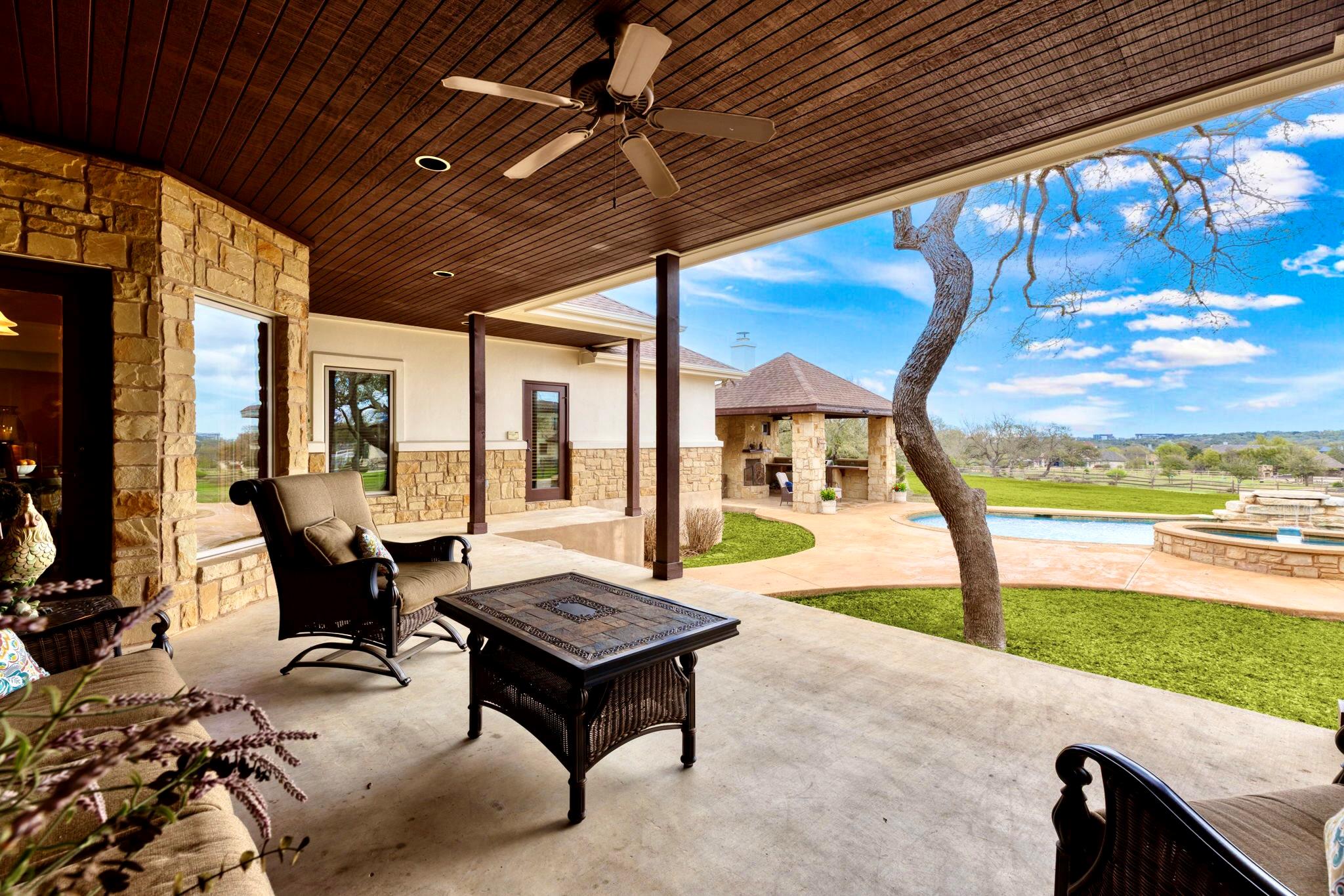 1041 Polo Club Dr, Austin, TX 78737