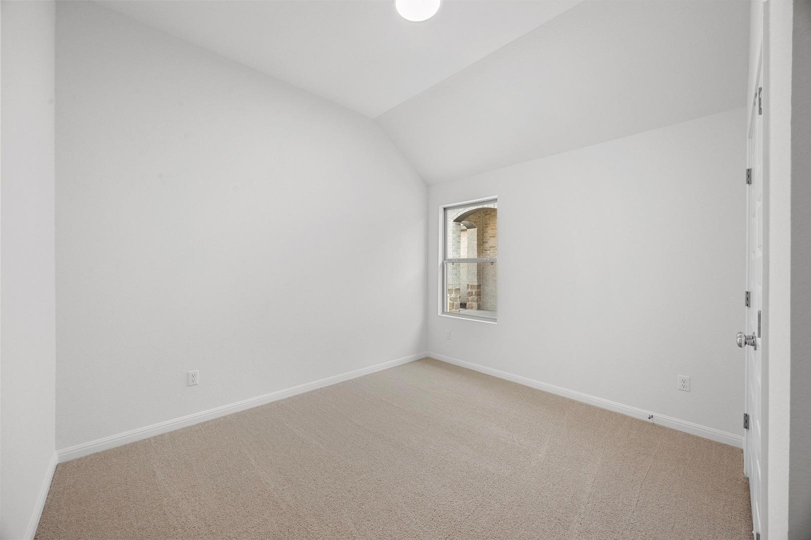 437 Lucky Ave, Elgin, TX 78621