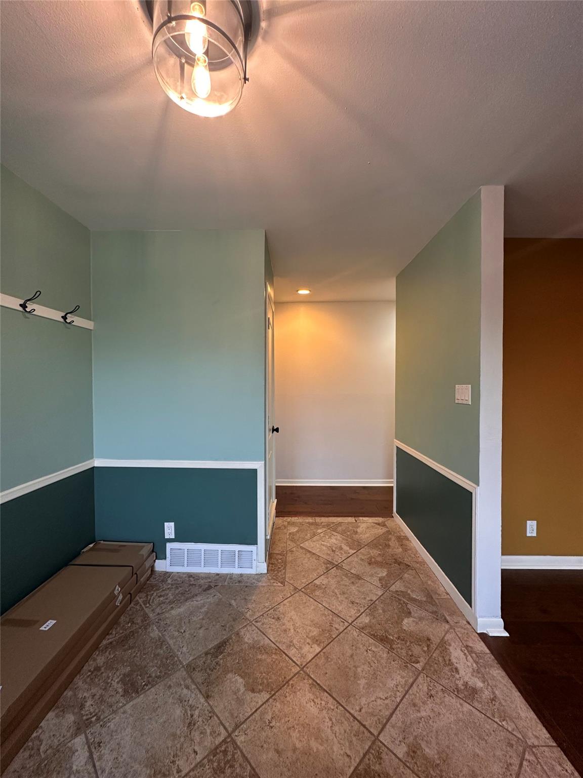 6602 Willamette Dr, Austin, TX 78723