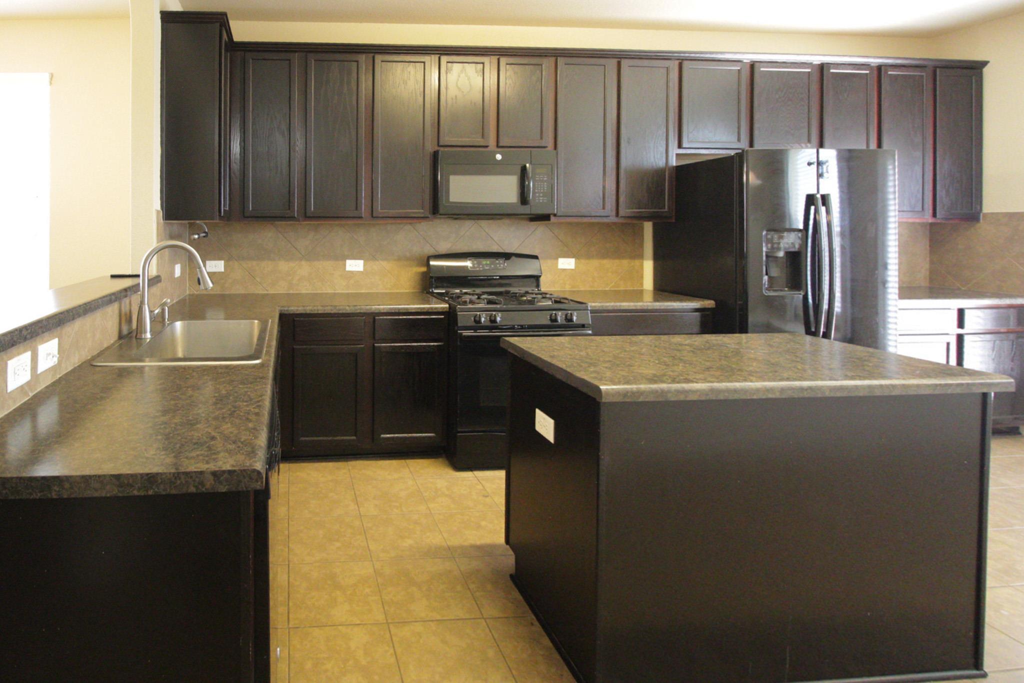 1508 Colton Ln, Lockhart, TX 78644