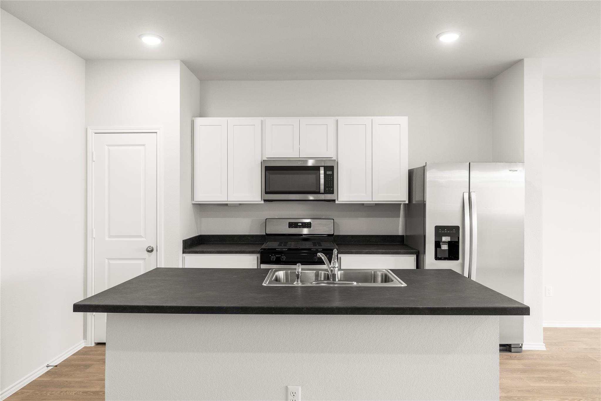 116 Kendall Ln, Maxwell, TX 78656