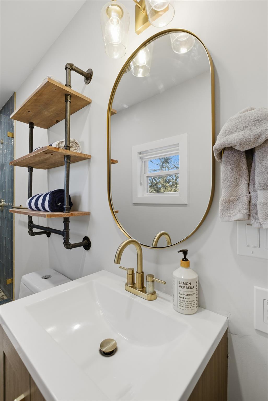 2505 Belaire West Ln, Granite Shoals, TX 78654