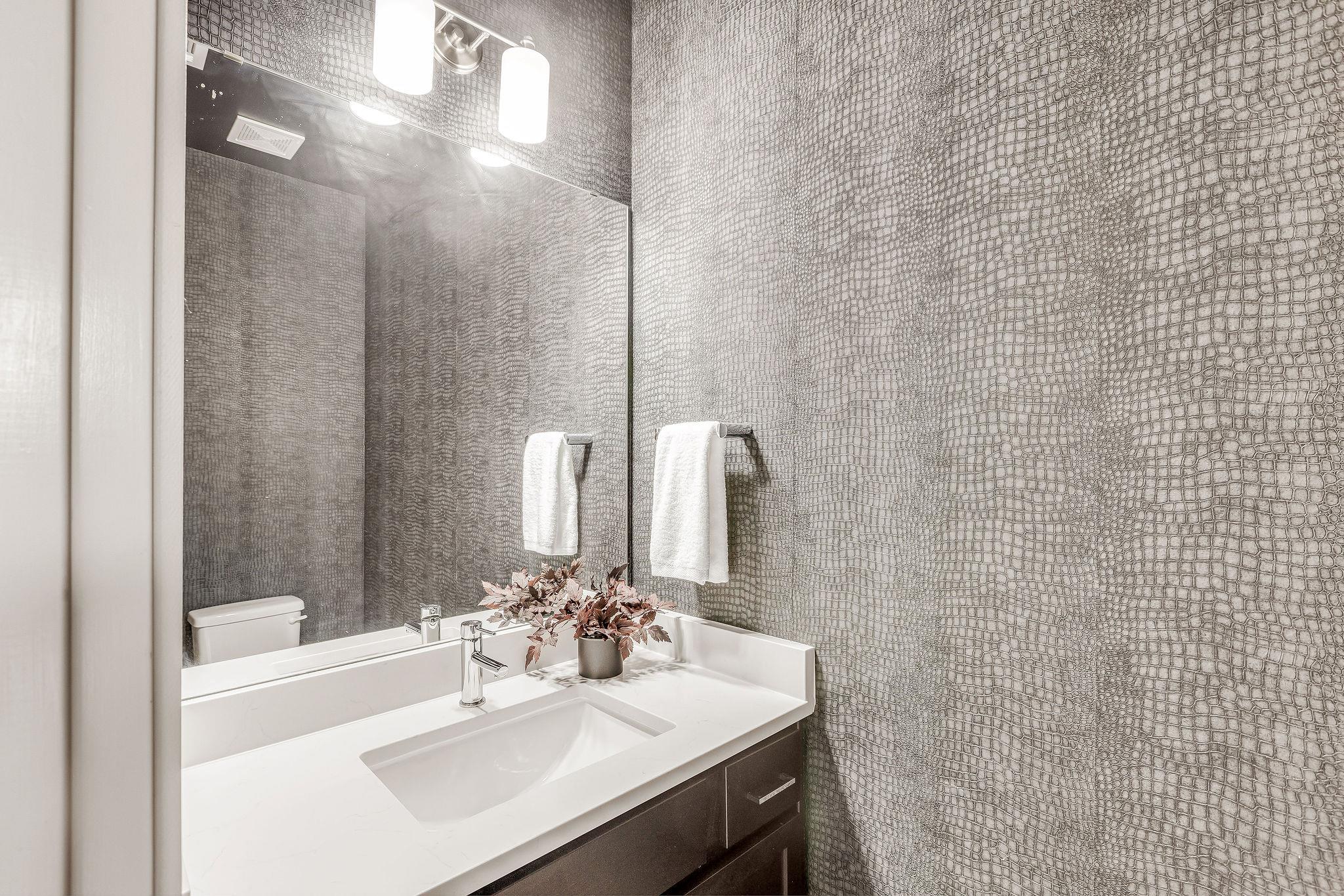 7921 Floracita Ln # 26, Austin, TX 78735