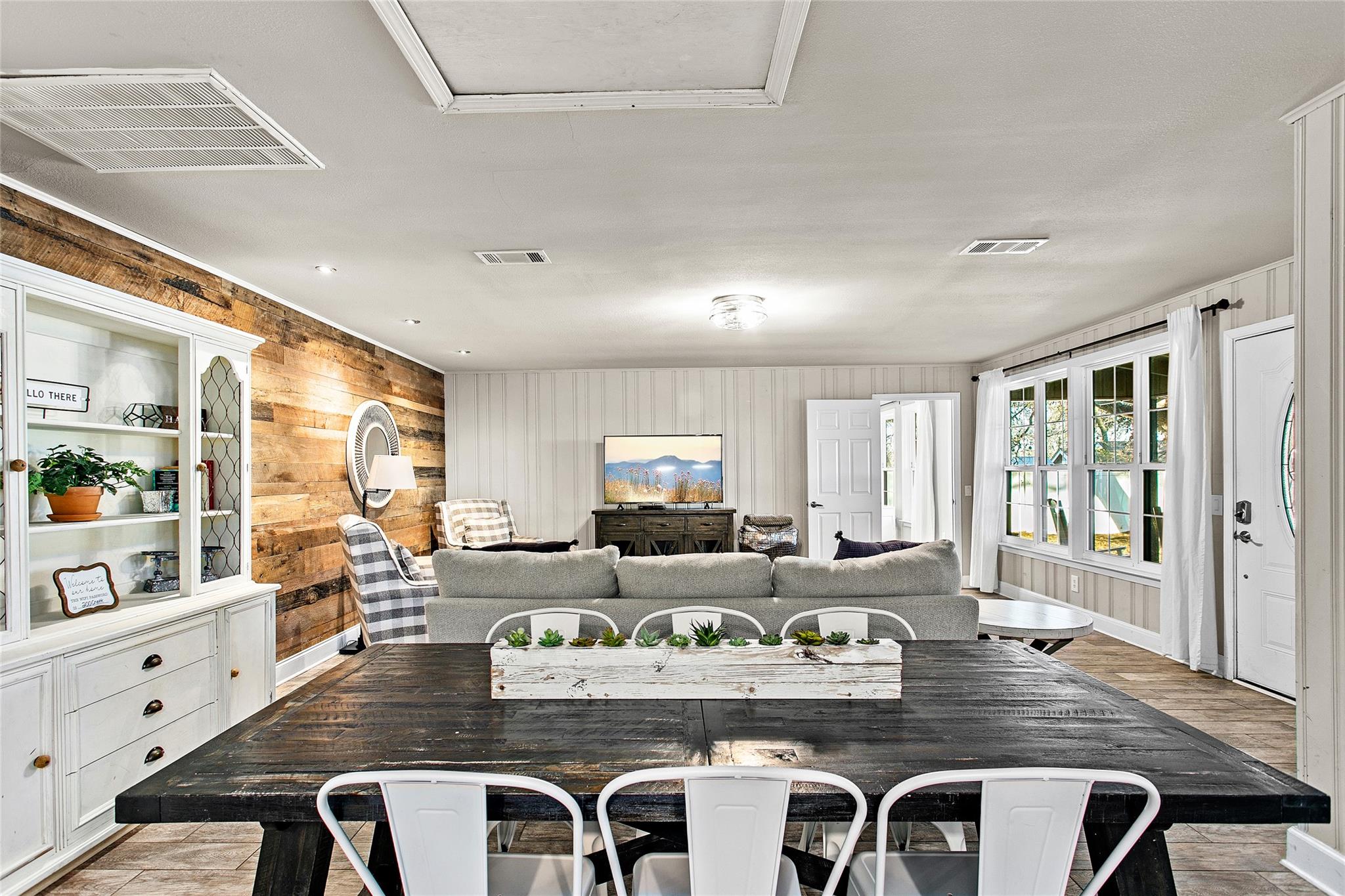 200 Creek Rd, Dripping Springs, TX 78620