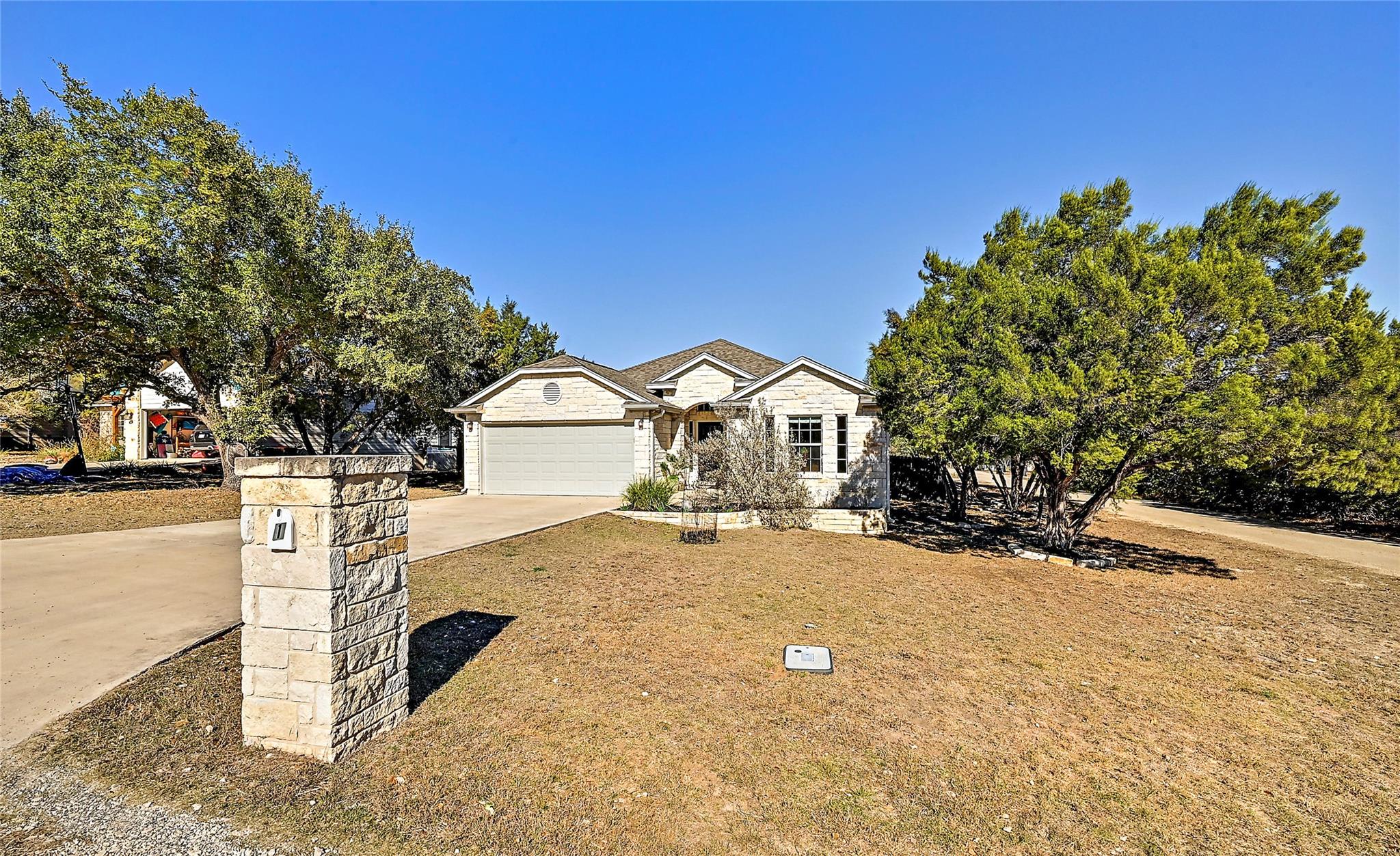 1 Rolling Hills Rd, Wimberley, TX 78676