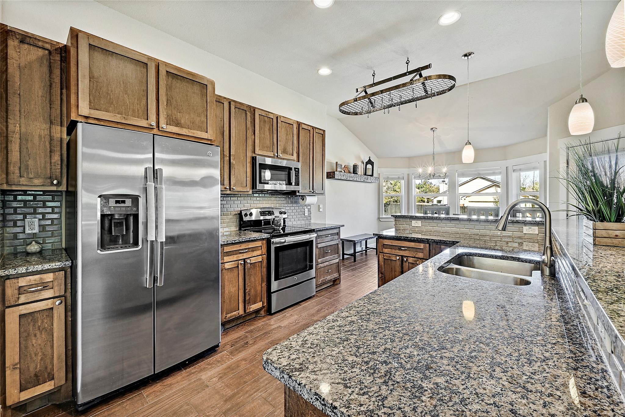 1 Rolling Hills Rd, Wimberley, TX 78676