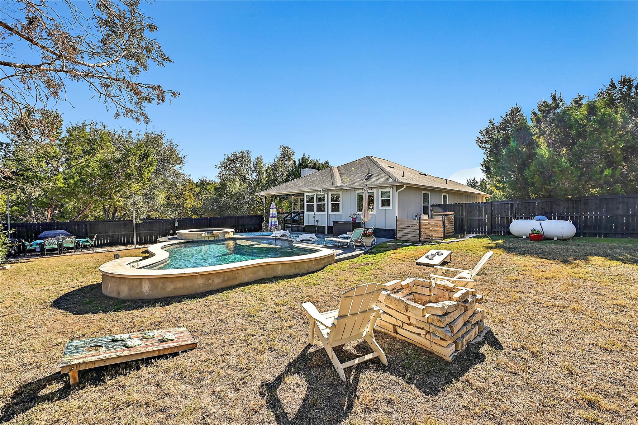 1 Rolling Hills Rd, Wimberley, TX 78676