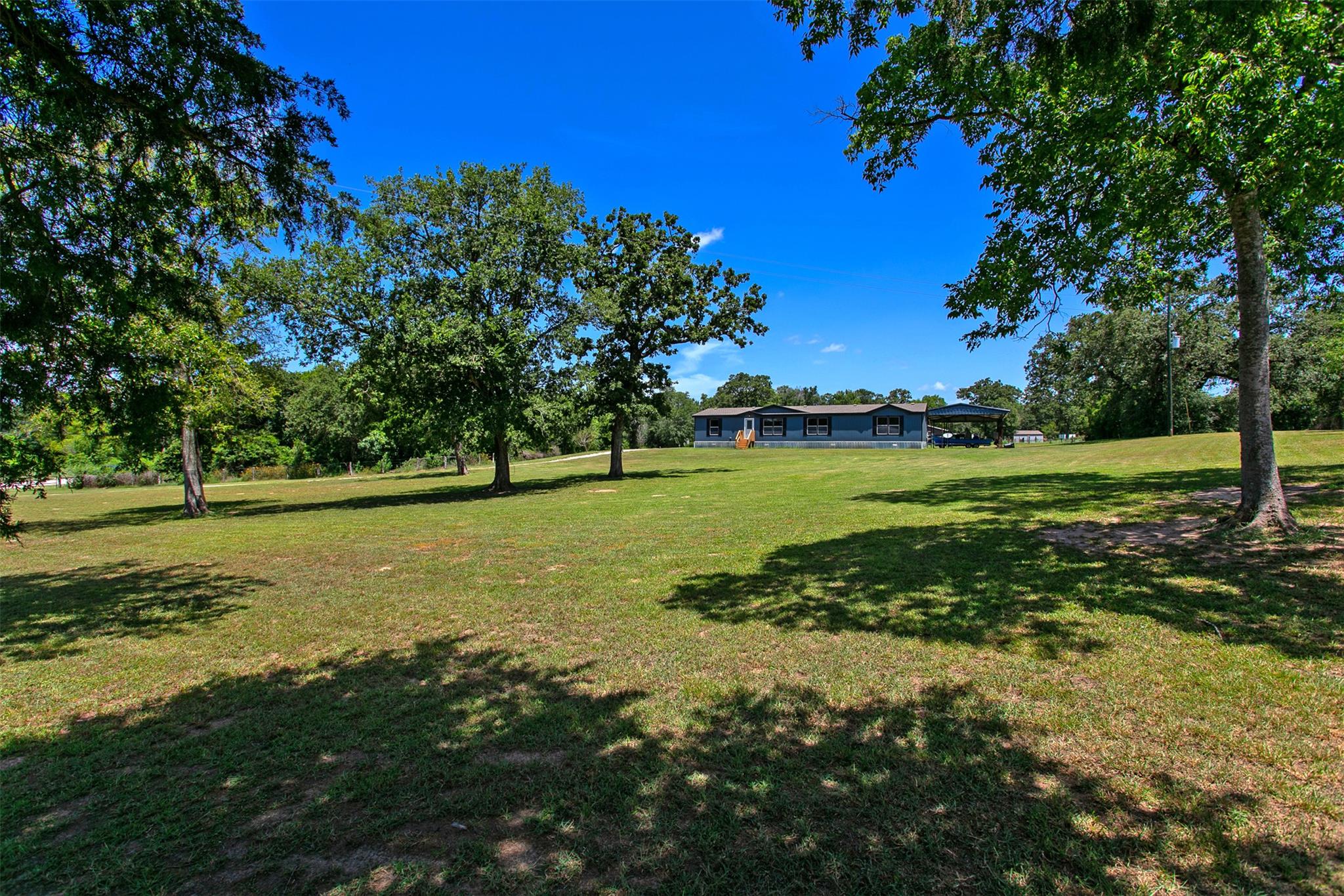 118 Yaupon Drive, Caldwell, TX 77836