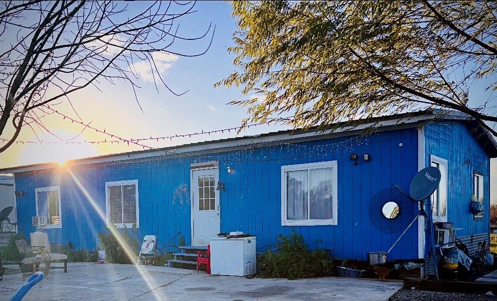 290 Pebblestone Rd, Dale, TX 78616