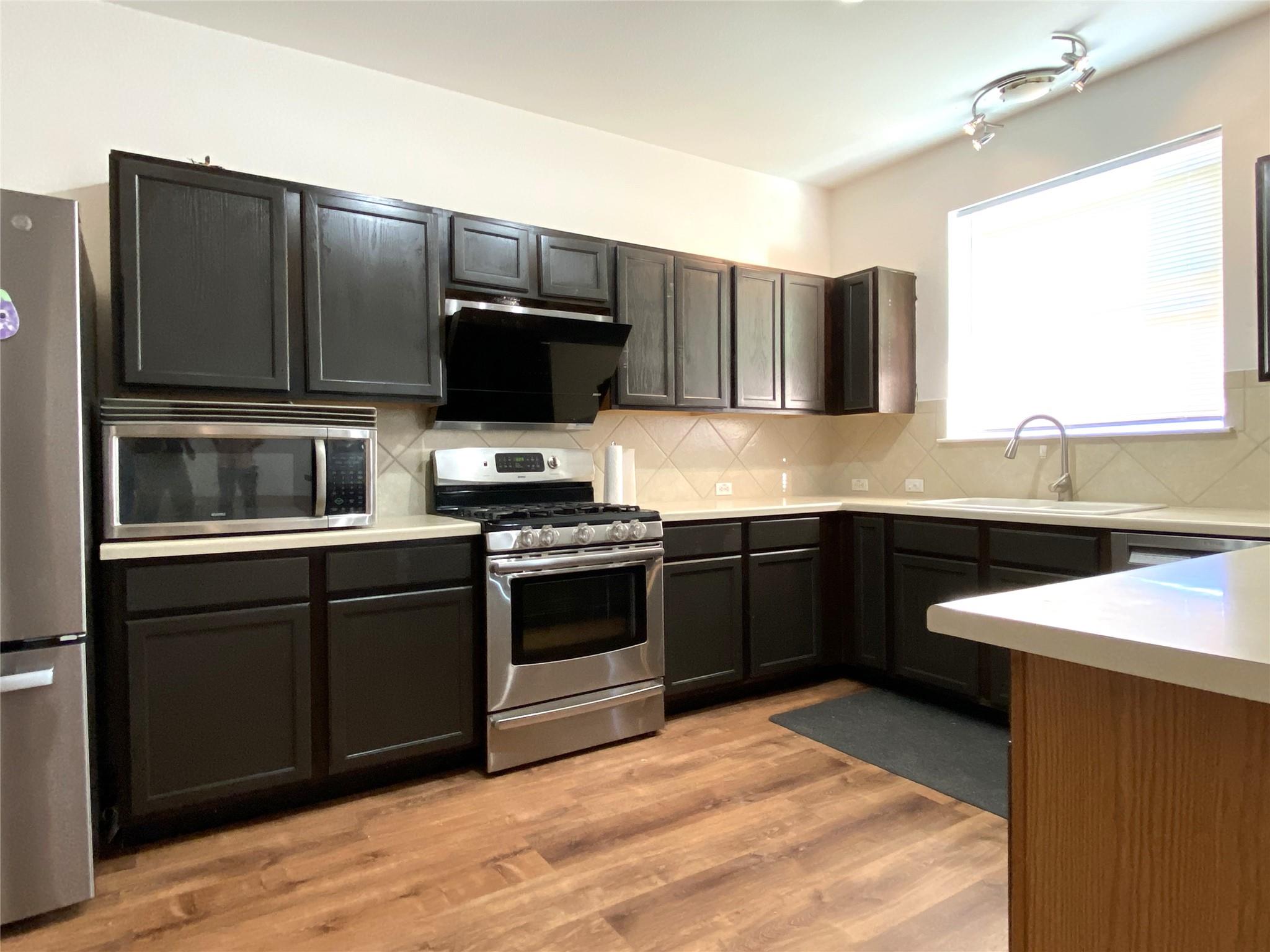 1218 Heritage Park Dr, Cedar Park, TX 78613