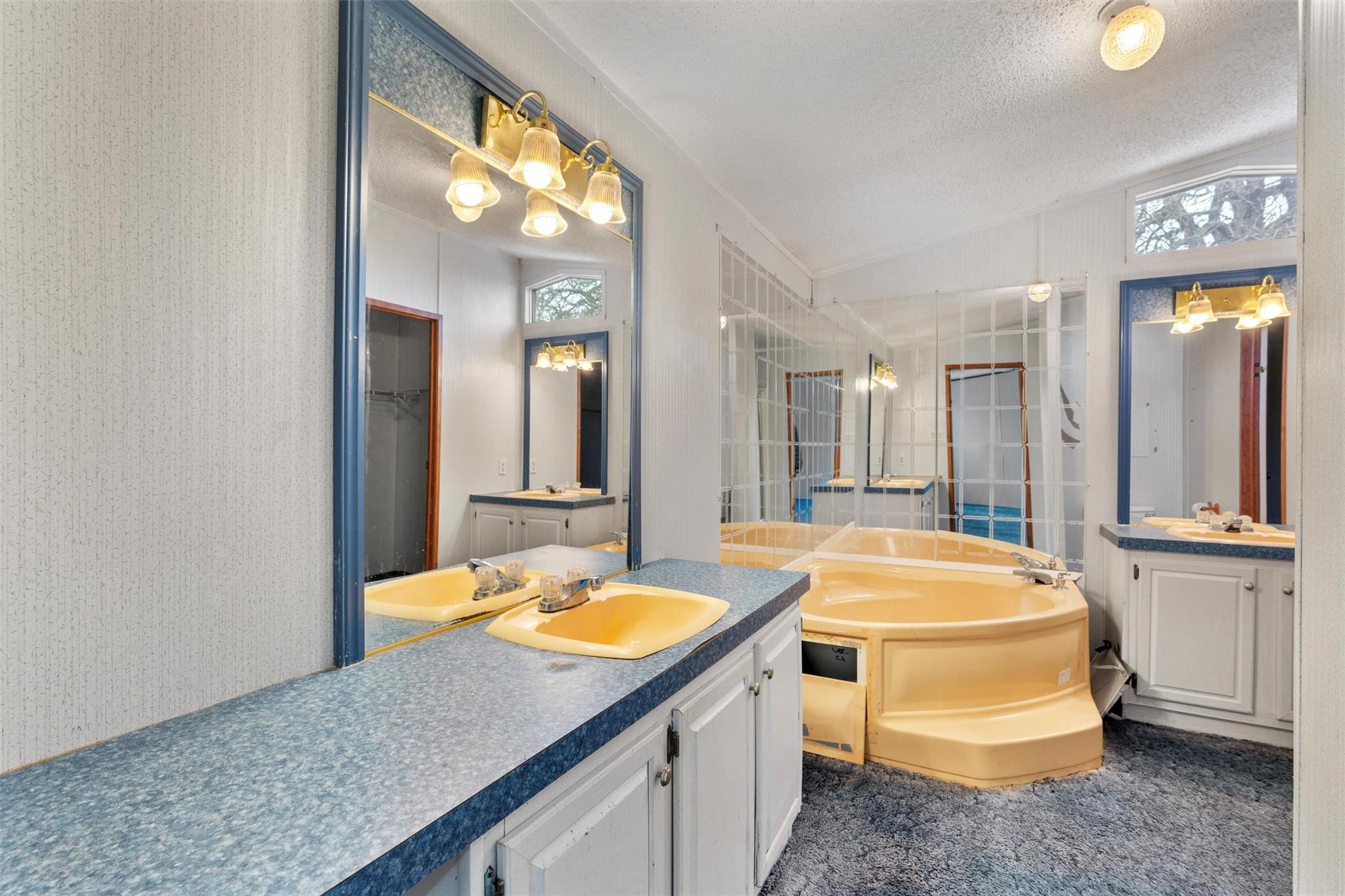 1100 County Road 474 Rd, Elgin, TX 78621