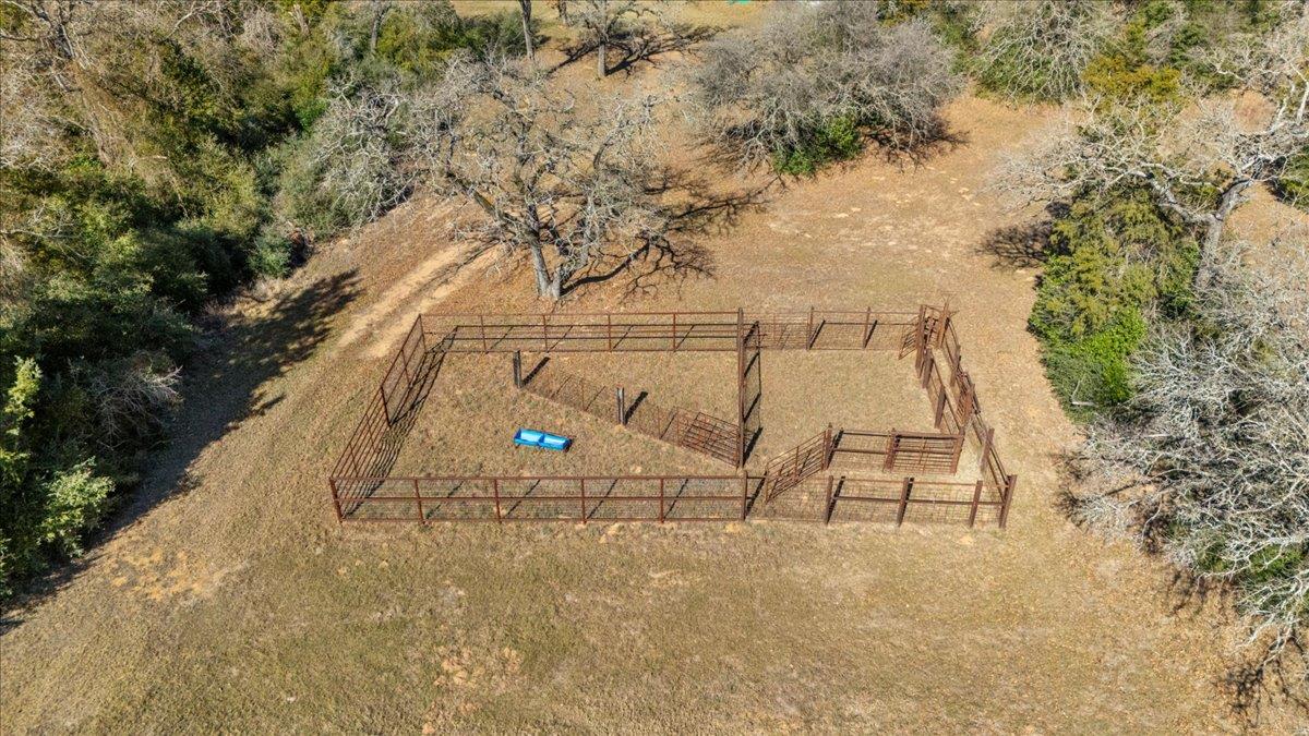 1723 County Road 305, Rockdale, TX 76567