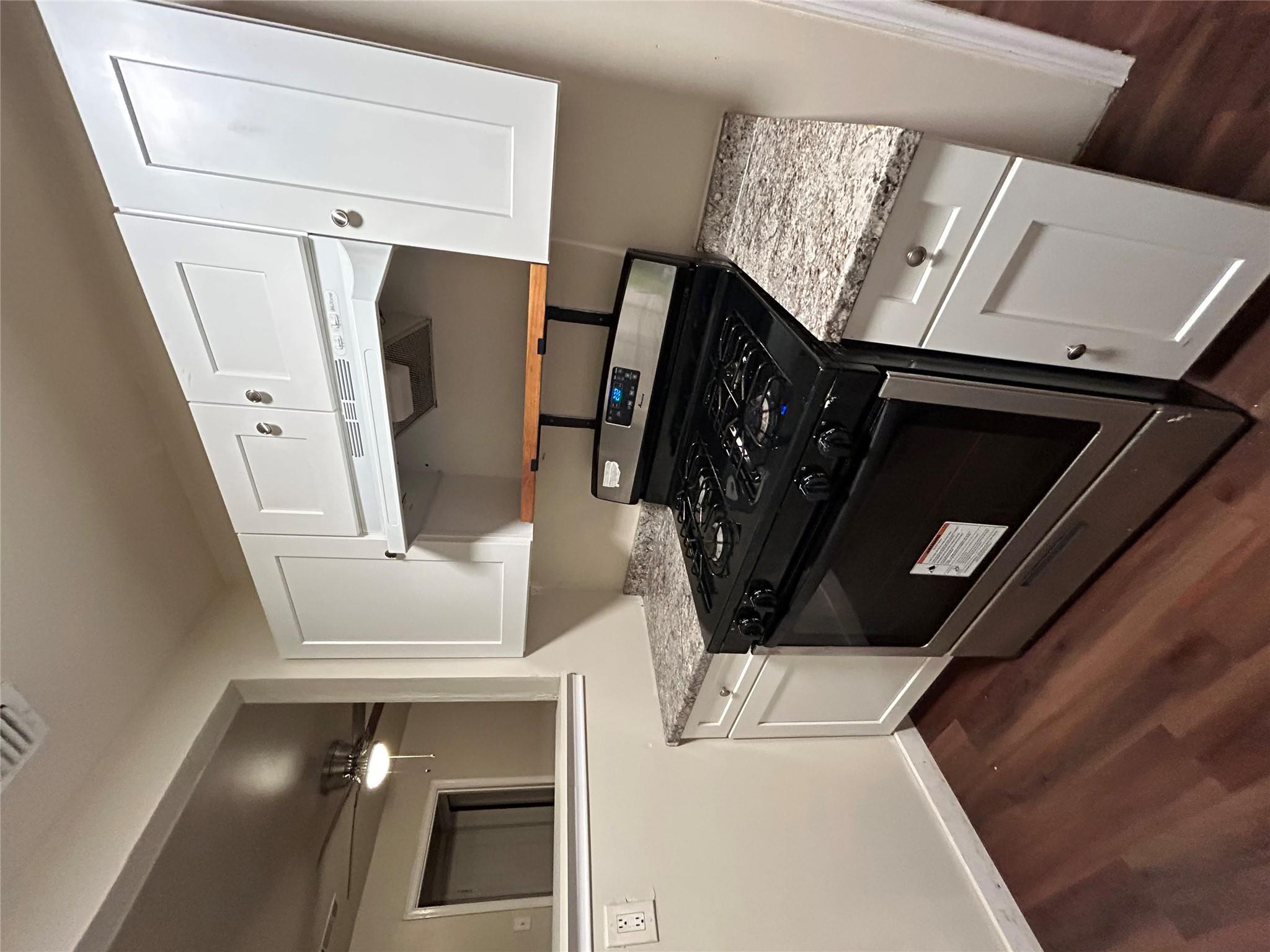 914 Gene Johnson St, Austin, TX 78751