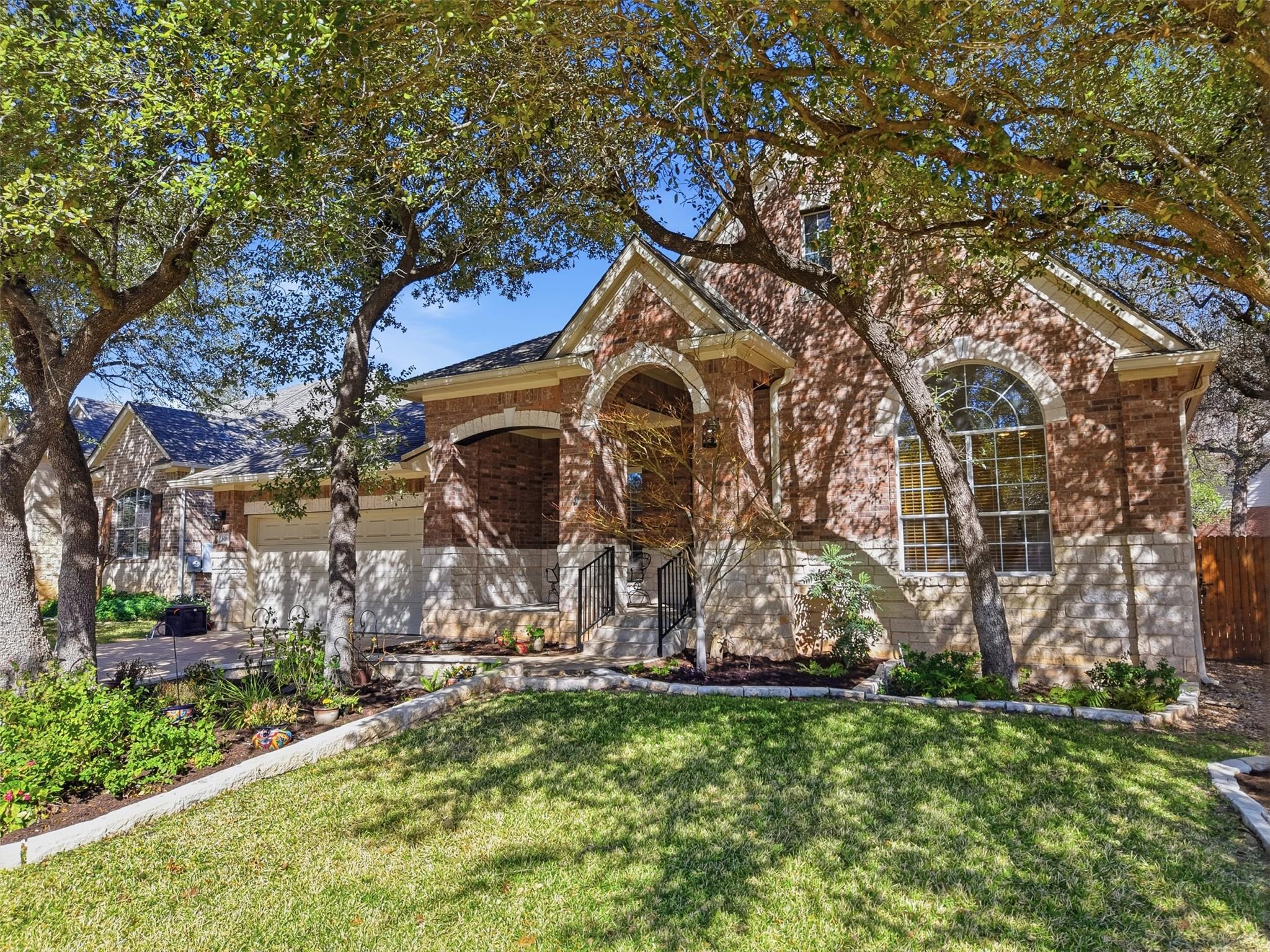 526 Victoria Dr, Cedar Park, TX 78613