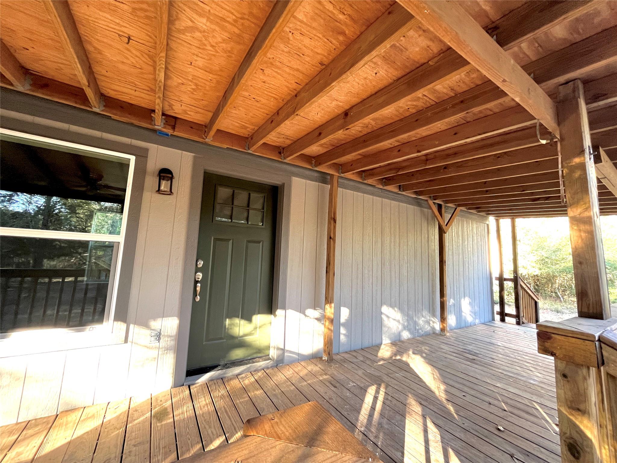 194 Split Oak Rd, Smithville, TX 78957