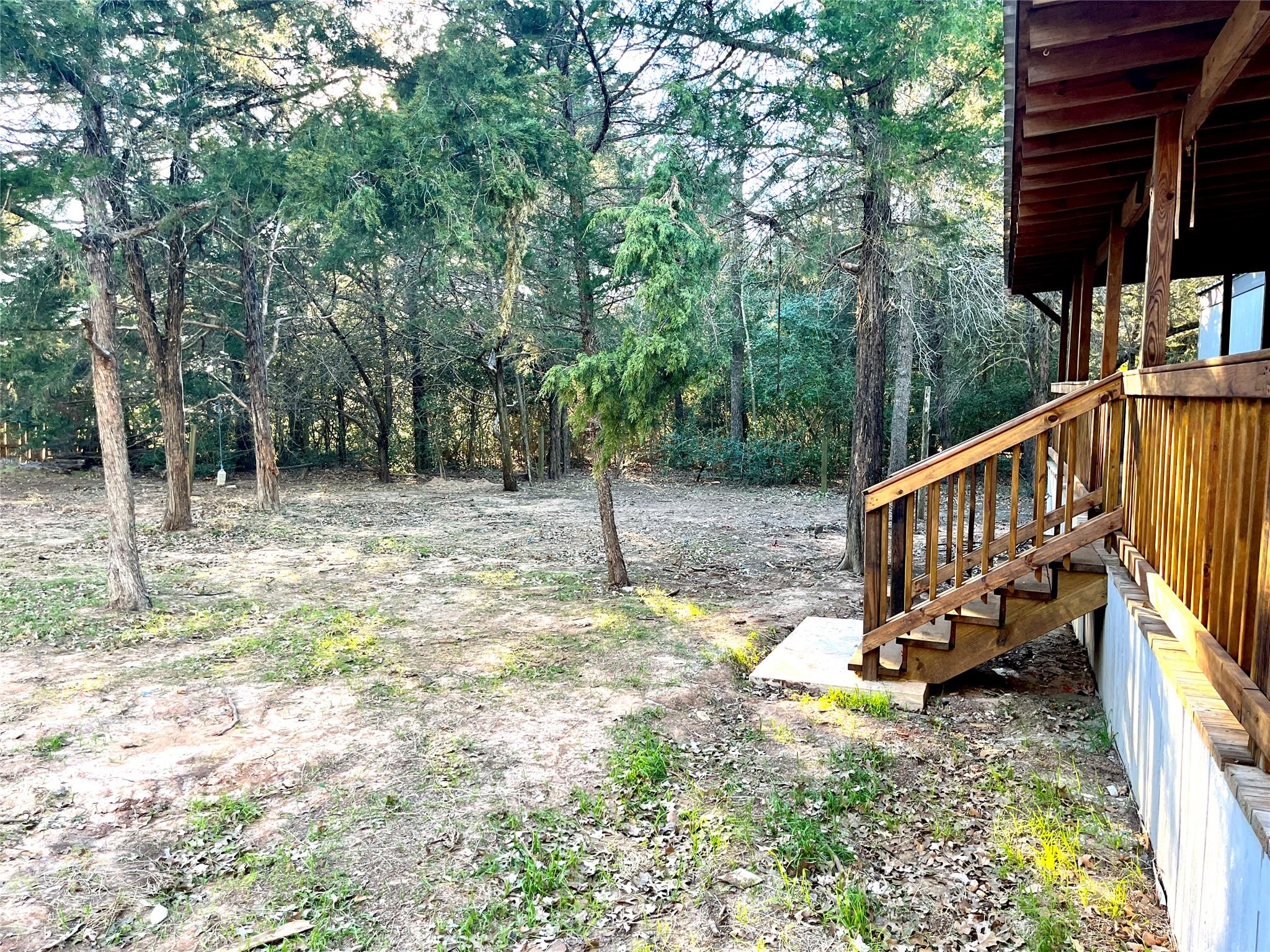 194 Split Oak Rd, Smithville, TX 78957