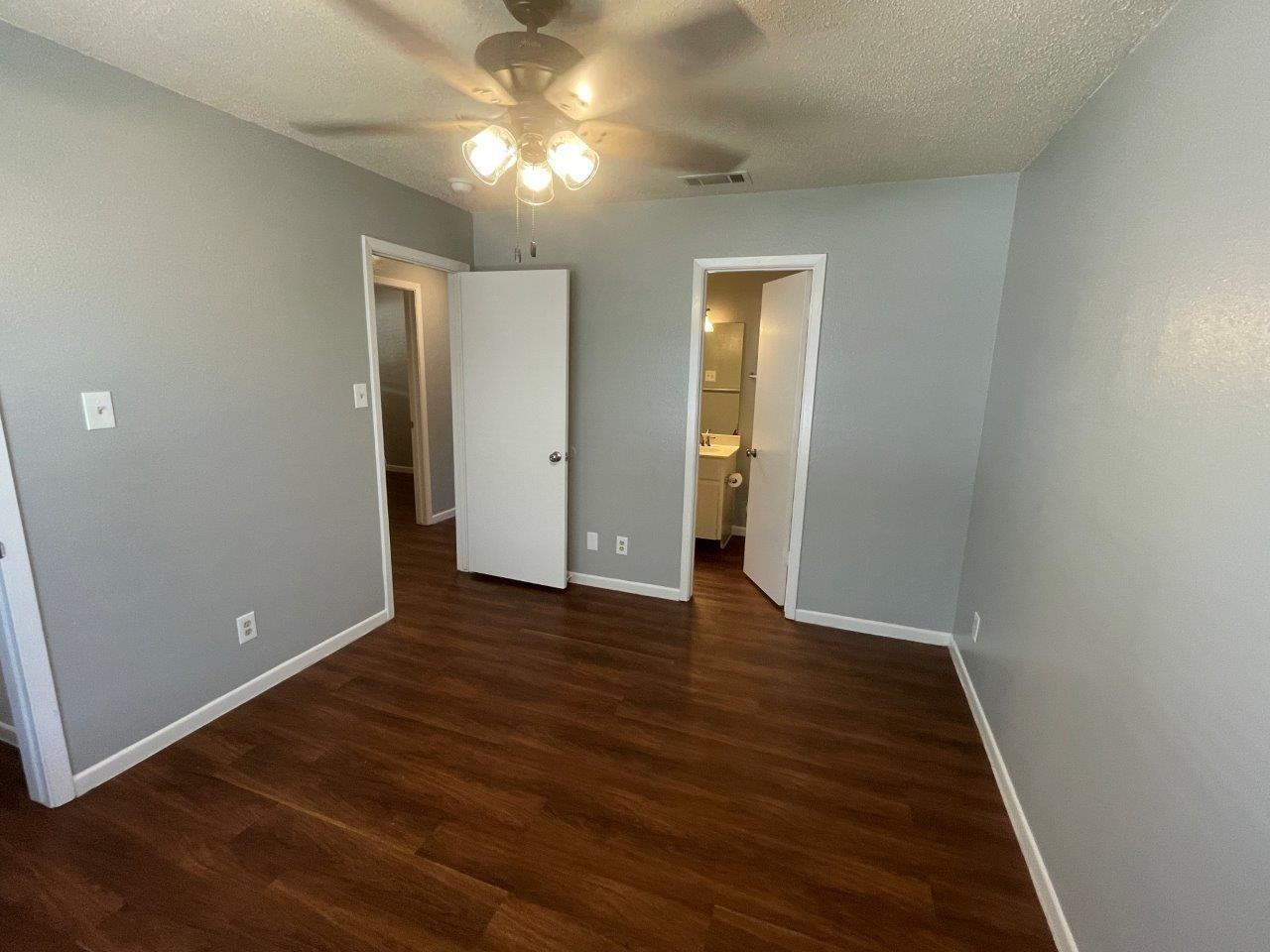 309 E Grady Dr # B, Austin, TX 78753